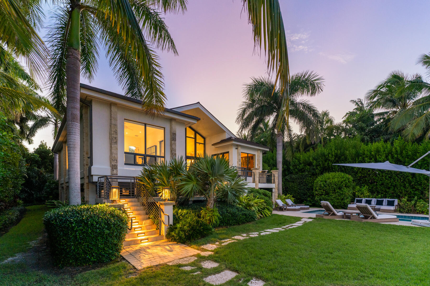 51 Cannon Royal Drive