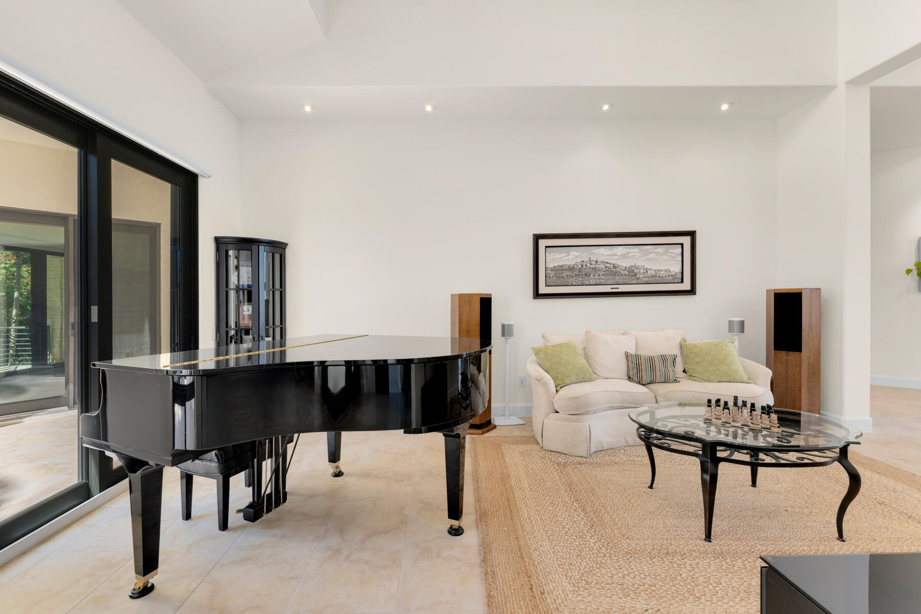 51 Cannon Royal Drive