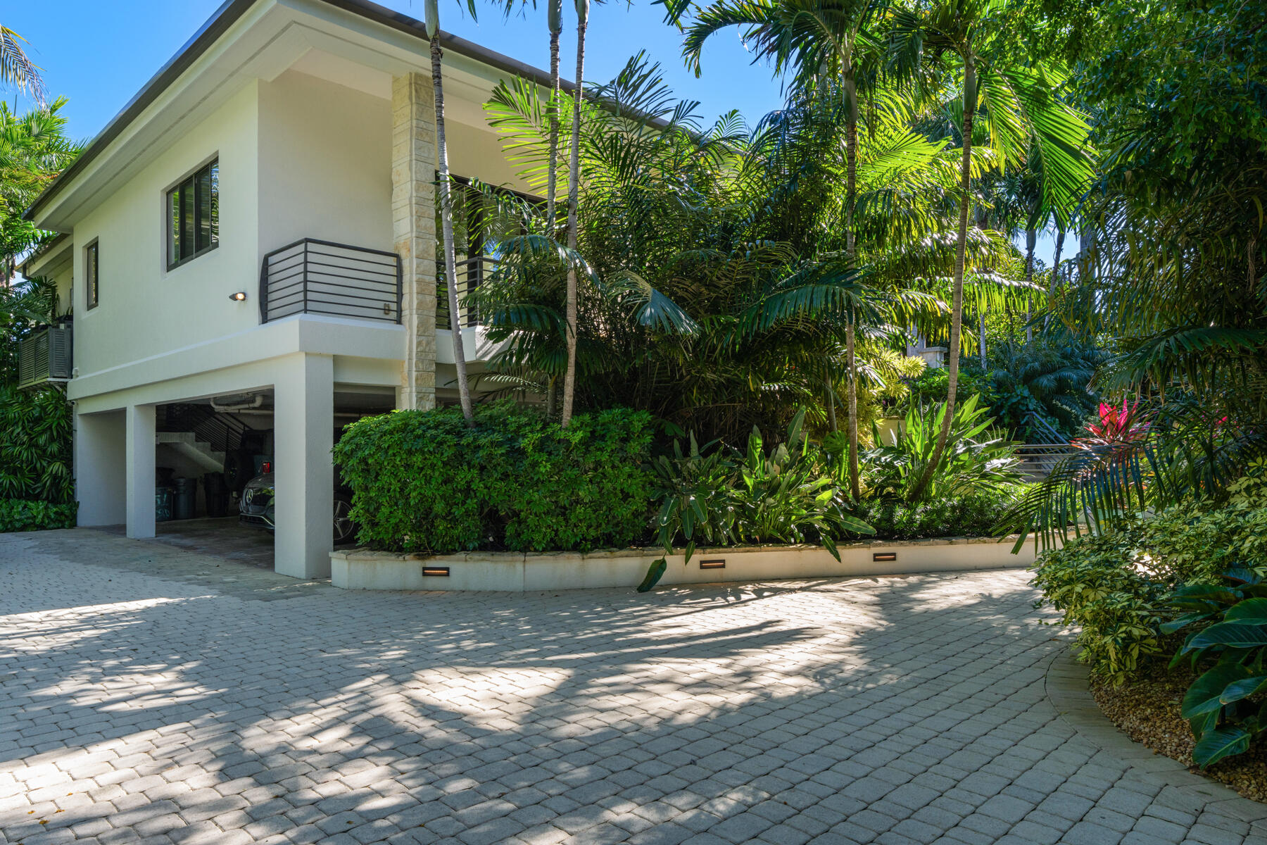 51 Cannon Royal Drive