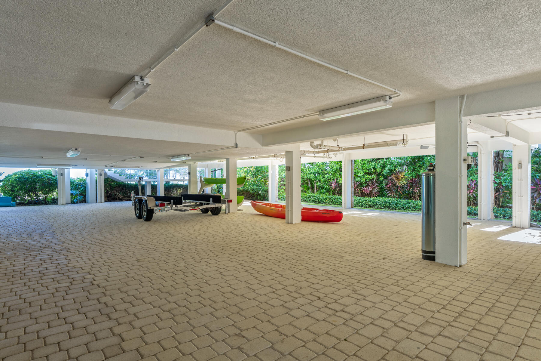 51 Cannon Royal Drive