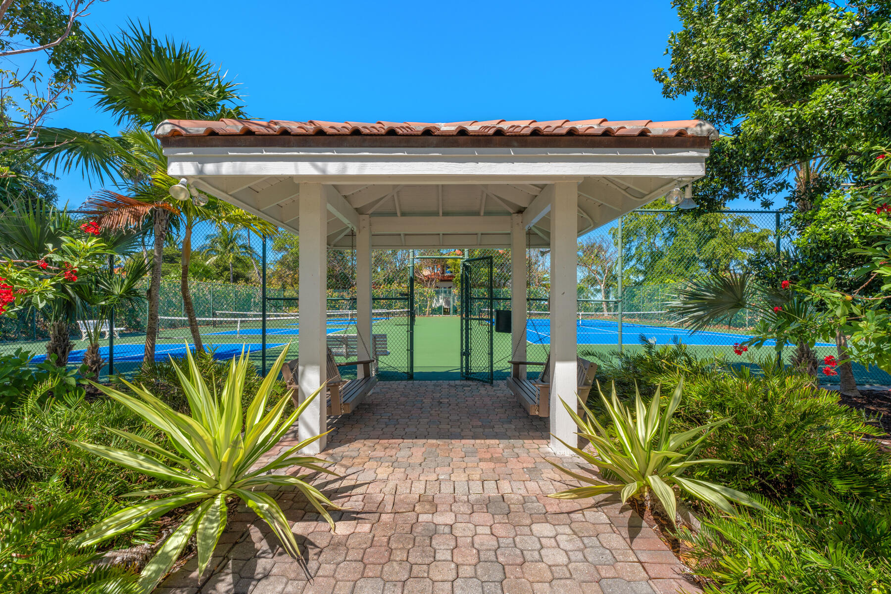 51 Cannon Royal Drive