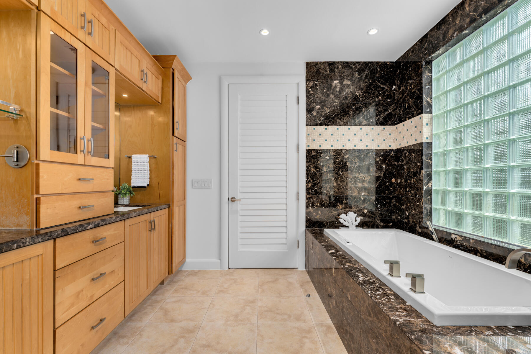 51 Cannon Royal Drive