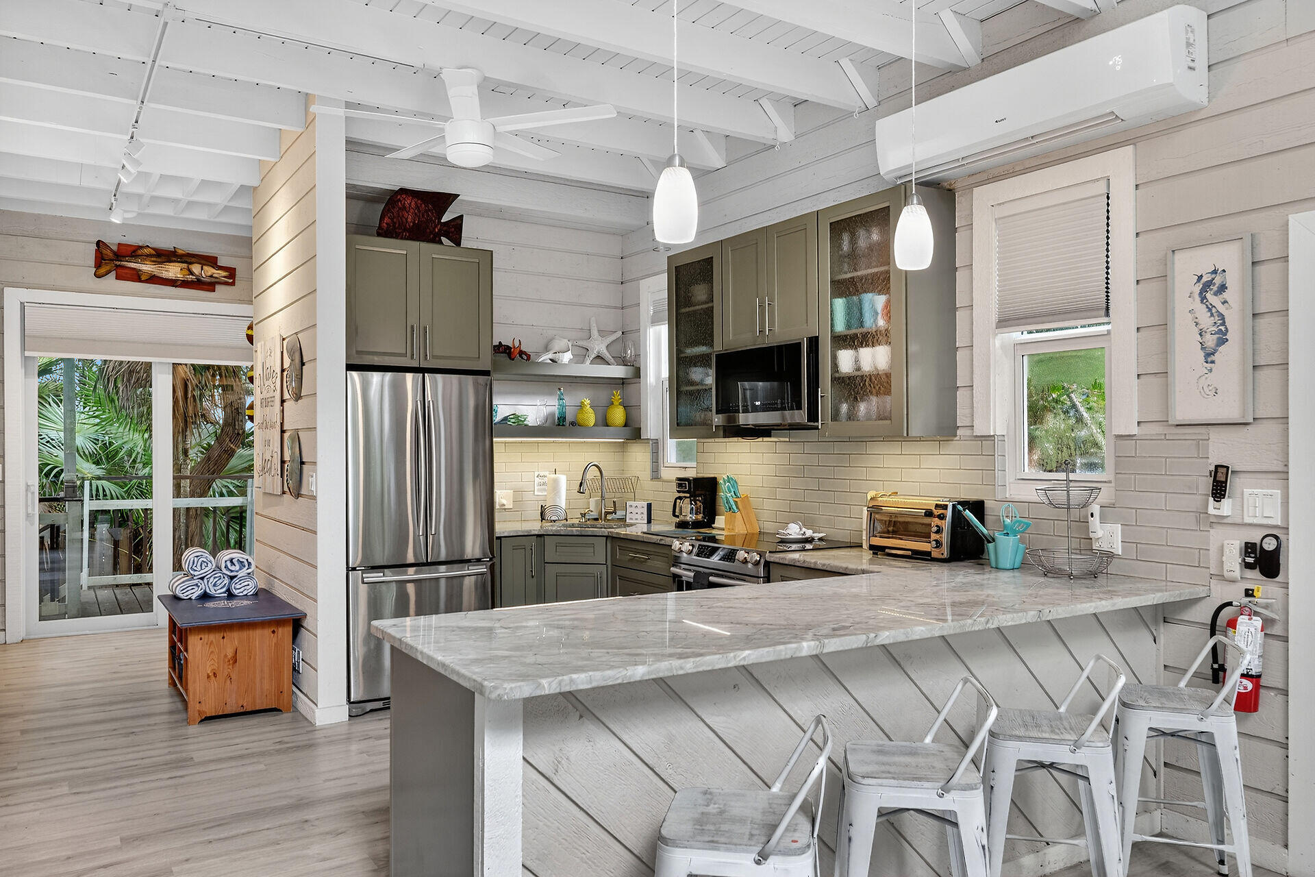 5206 Dogwood Dell Street