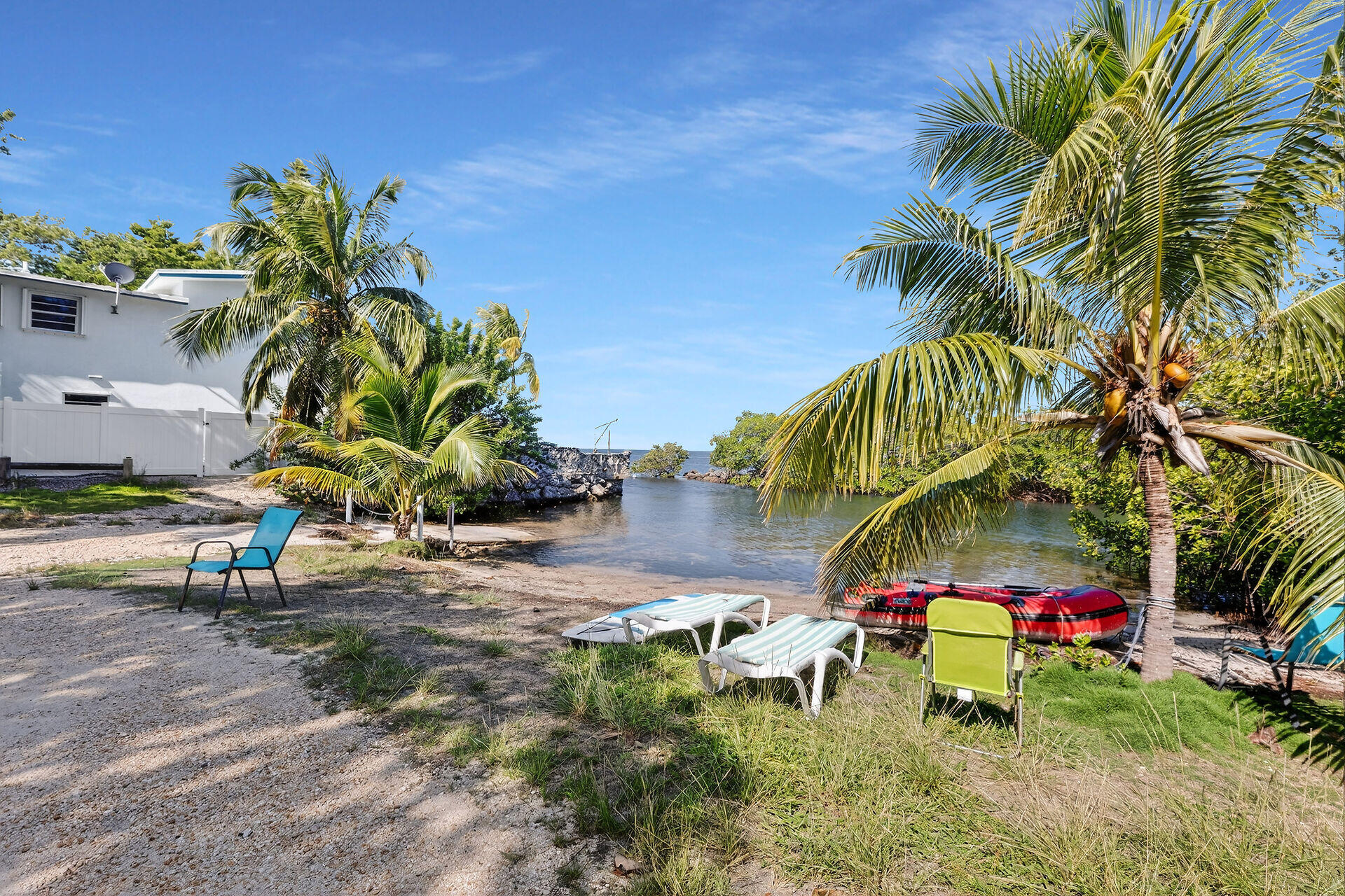 5206 Dogwood Dell Street