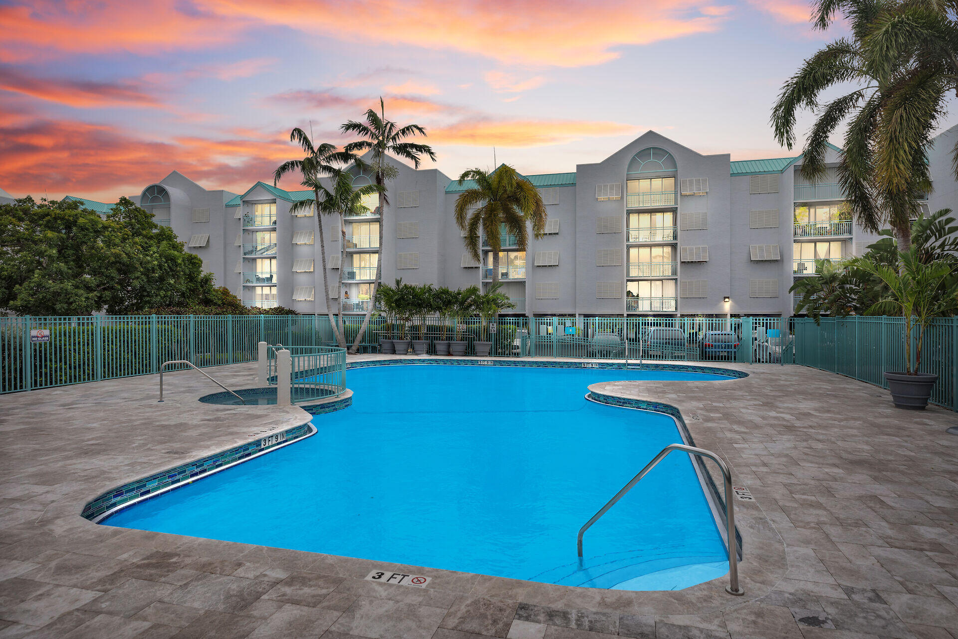 3635 Seaside Drive Unit: 206