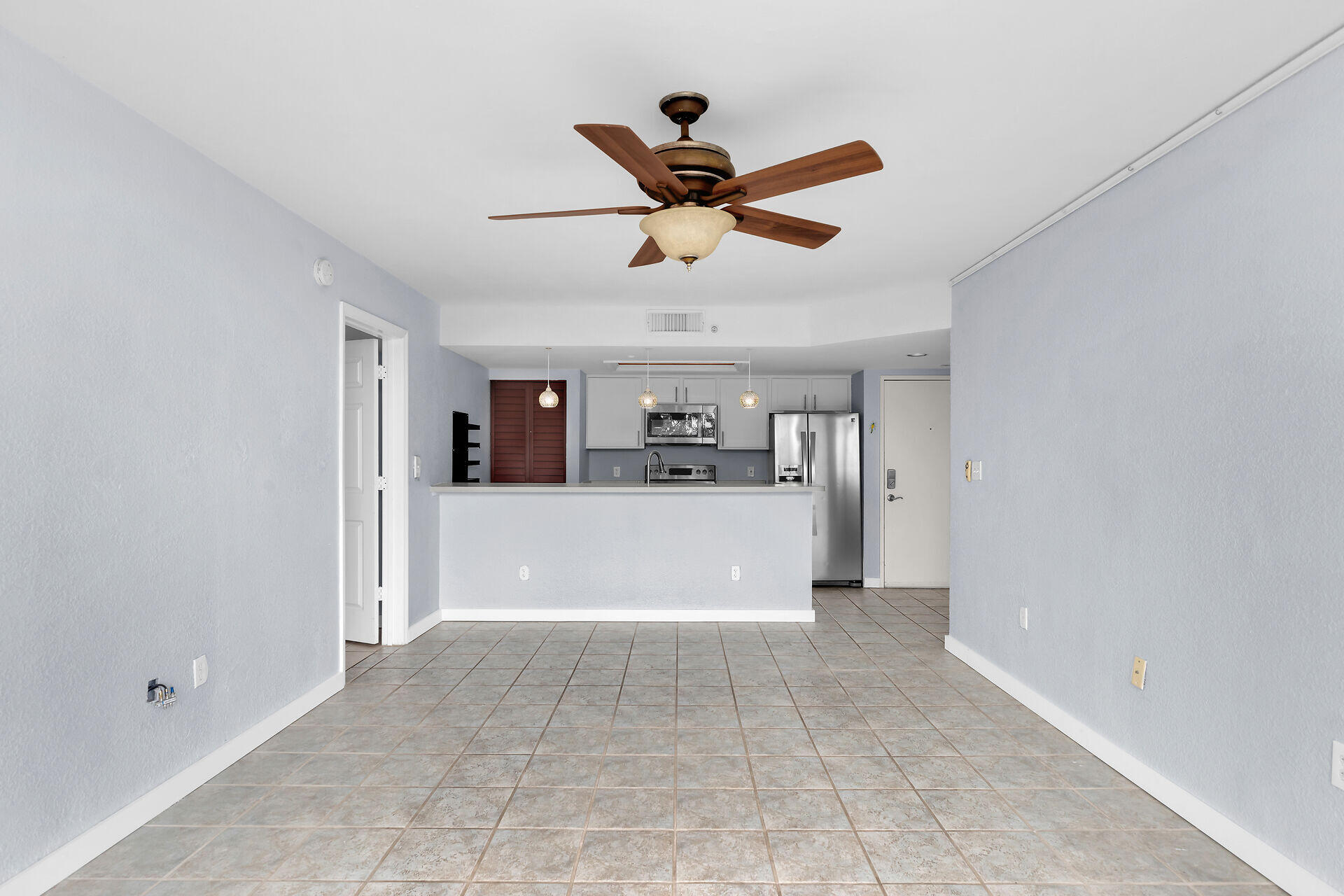 3635 Seaside Drive Unit: 206