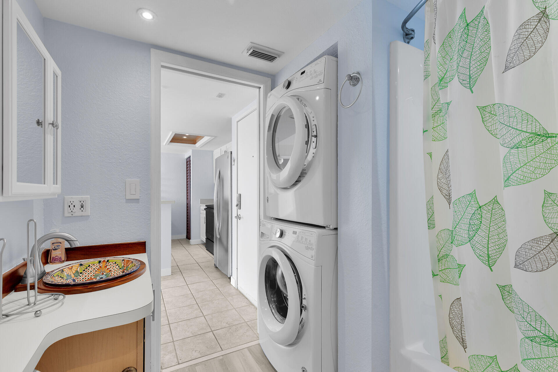 3635 Seaside Drive Unit: 206