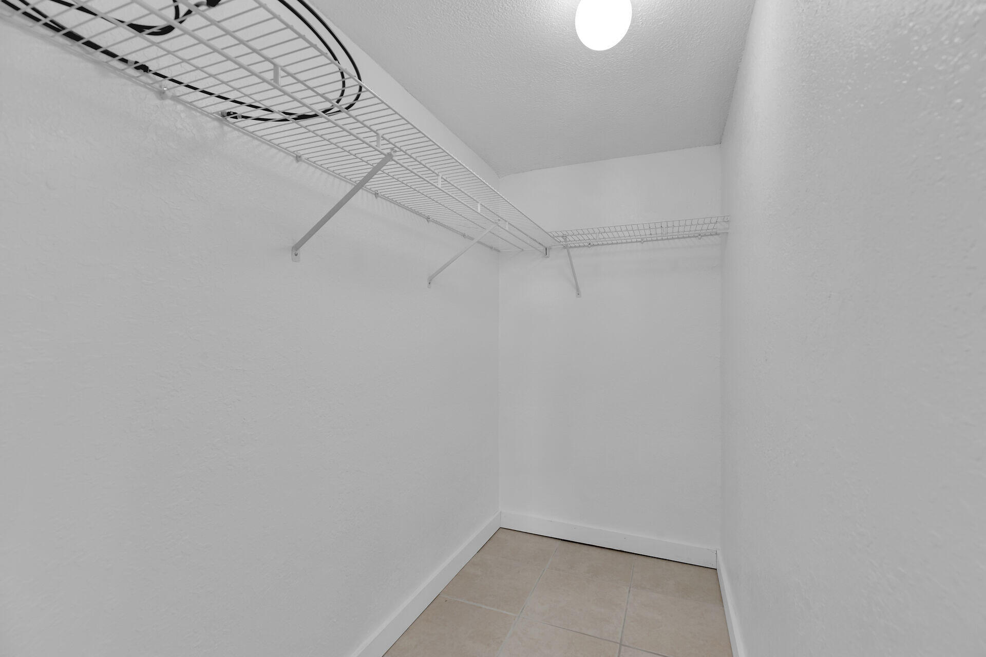 3635 Seaside Drive Unit: 206