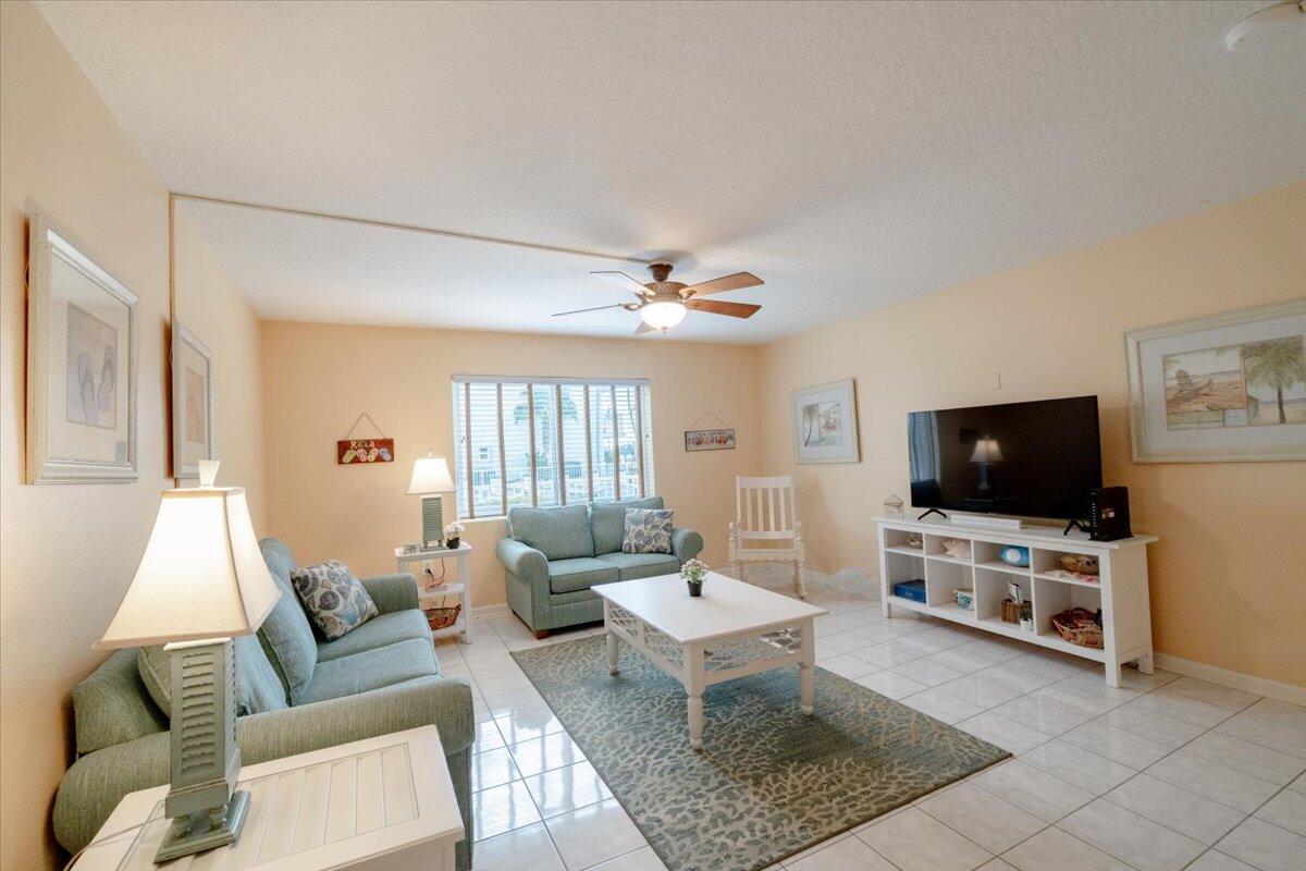 1101 W Ocean Drive Unit: 13