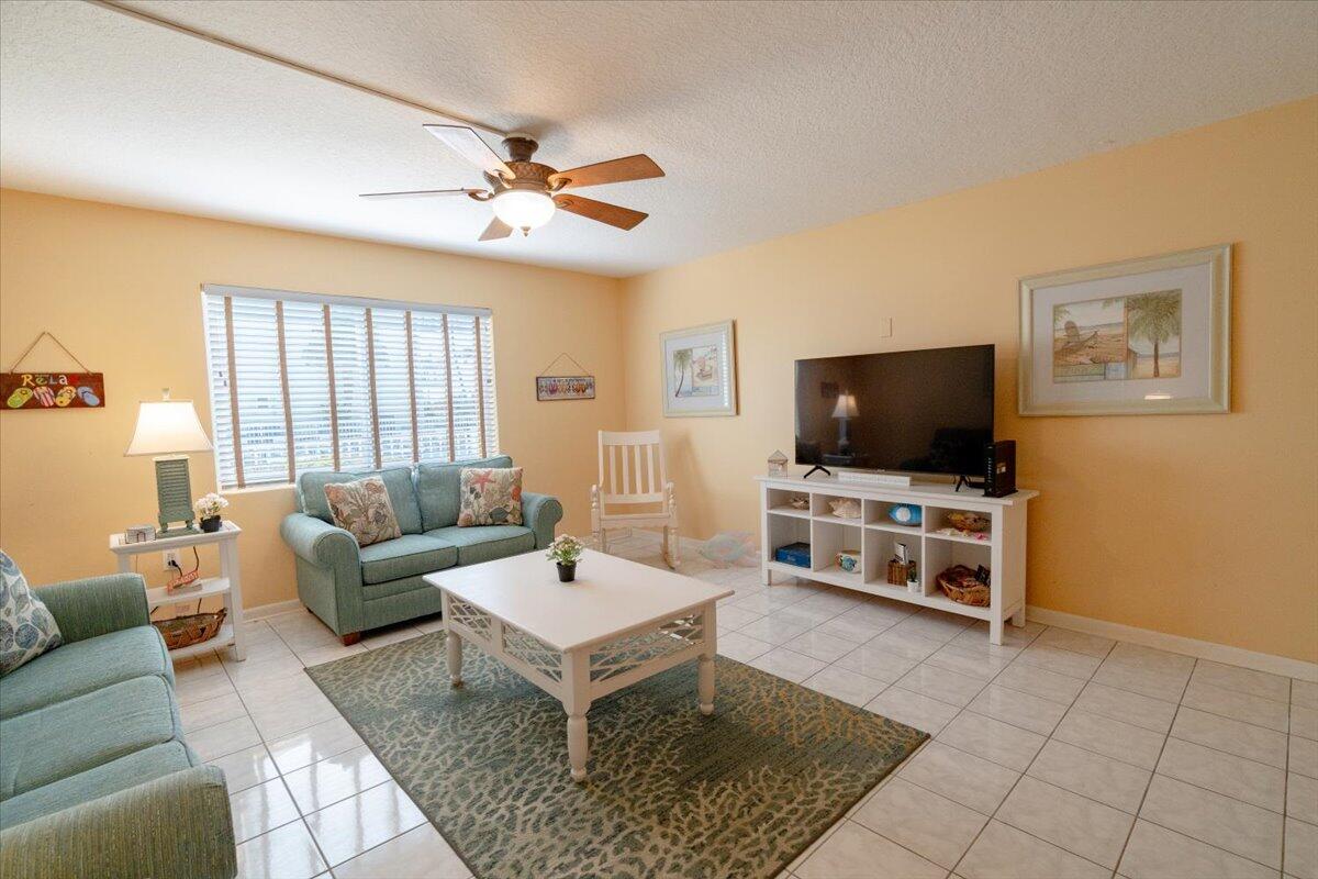 1101 W Ocean Drive Unit: 13