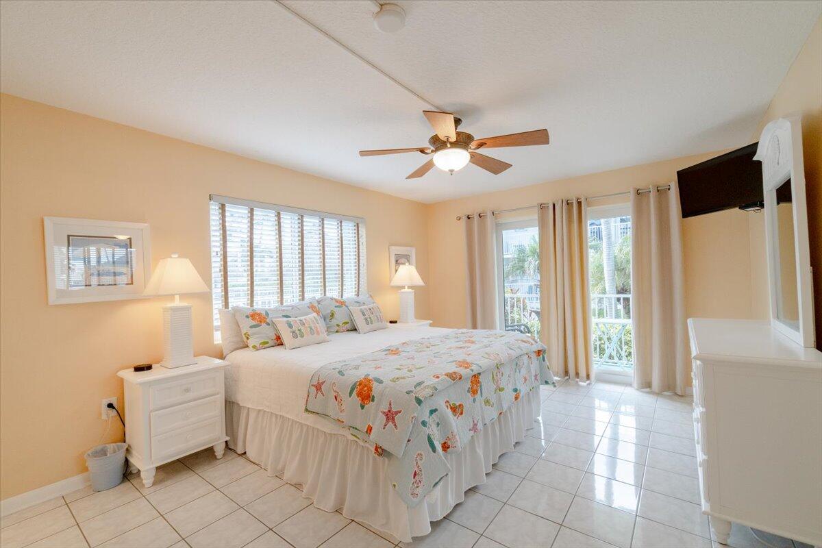 1101 W Ocean Drive Unit: 13