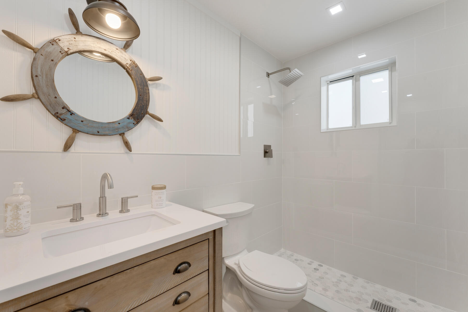 119 Long Key Lake Drive Unit: 1-3