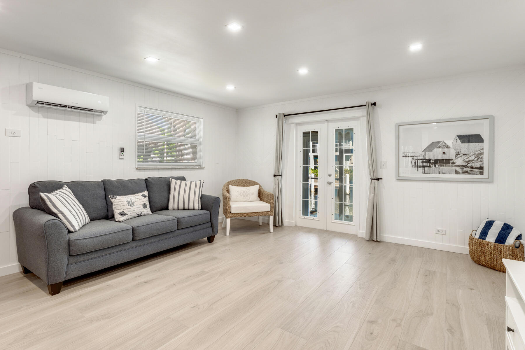 119 Long Key Lake Drive Unit: 1-3