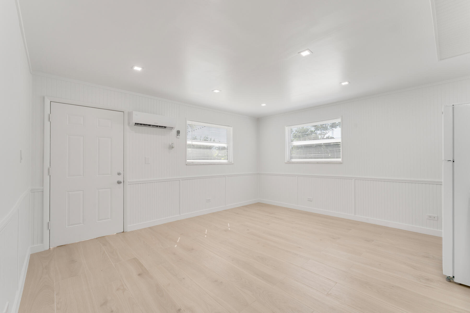 119 Long Key Lake Drive Unit: 1-3