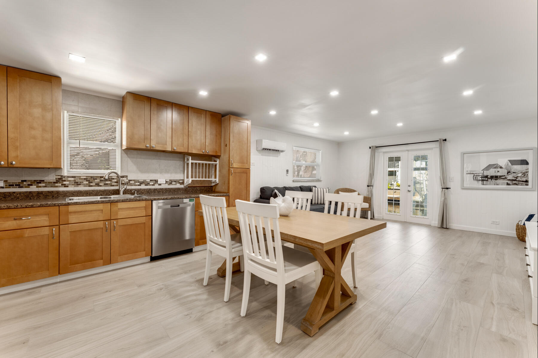 119 Long Key Lake Drive Unit: 1-3