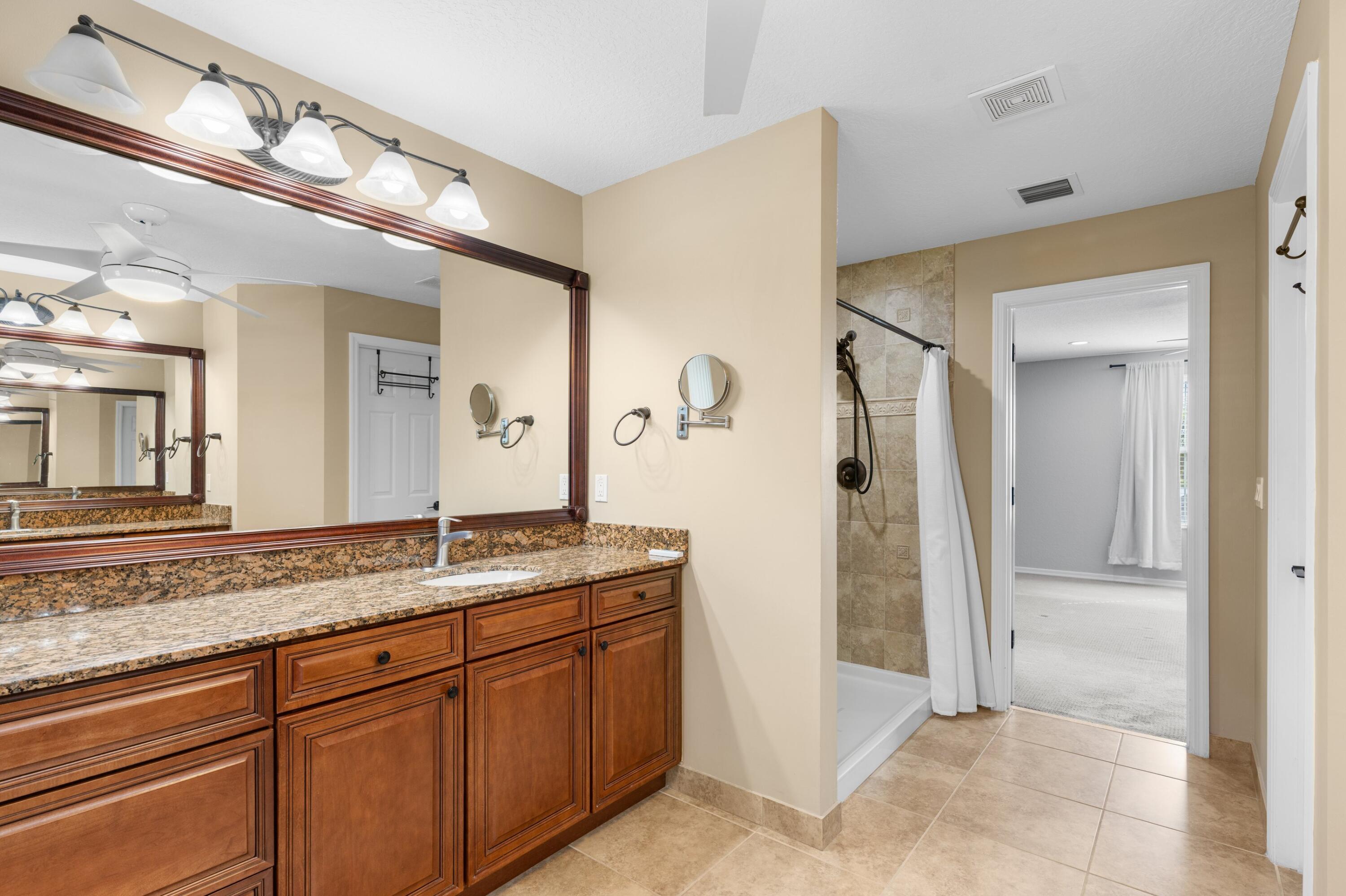 3456 Oakmont Estates Boulevard