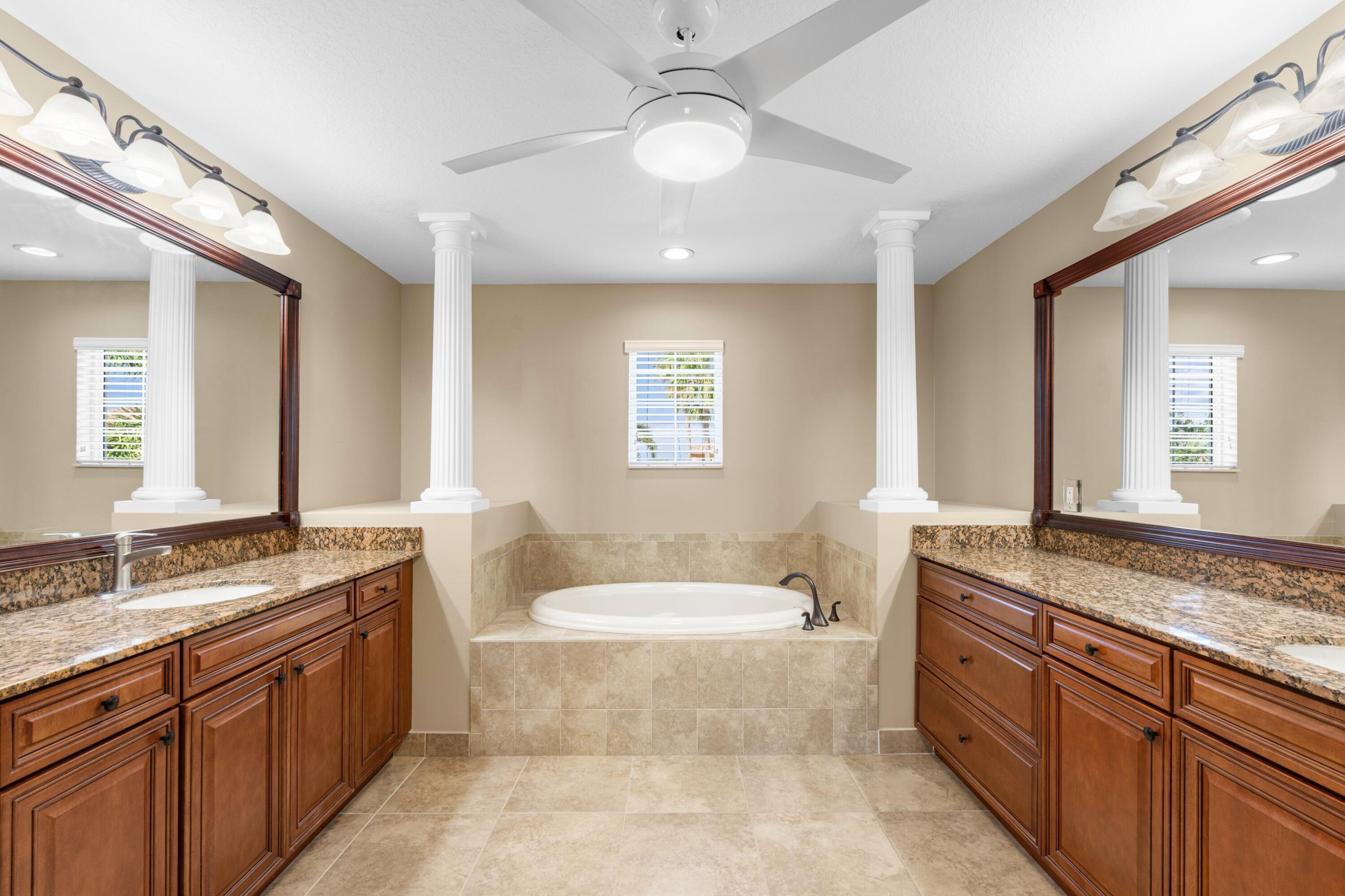 3456 Oakmont Estates Boulevard