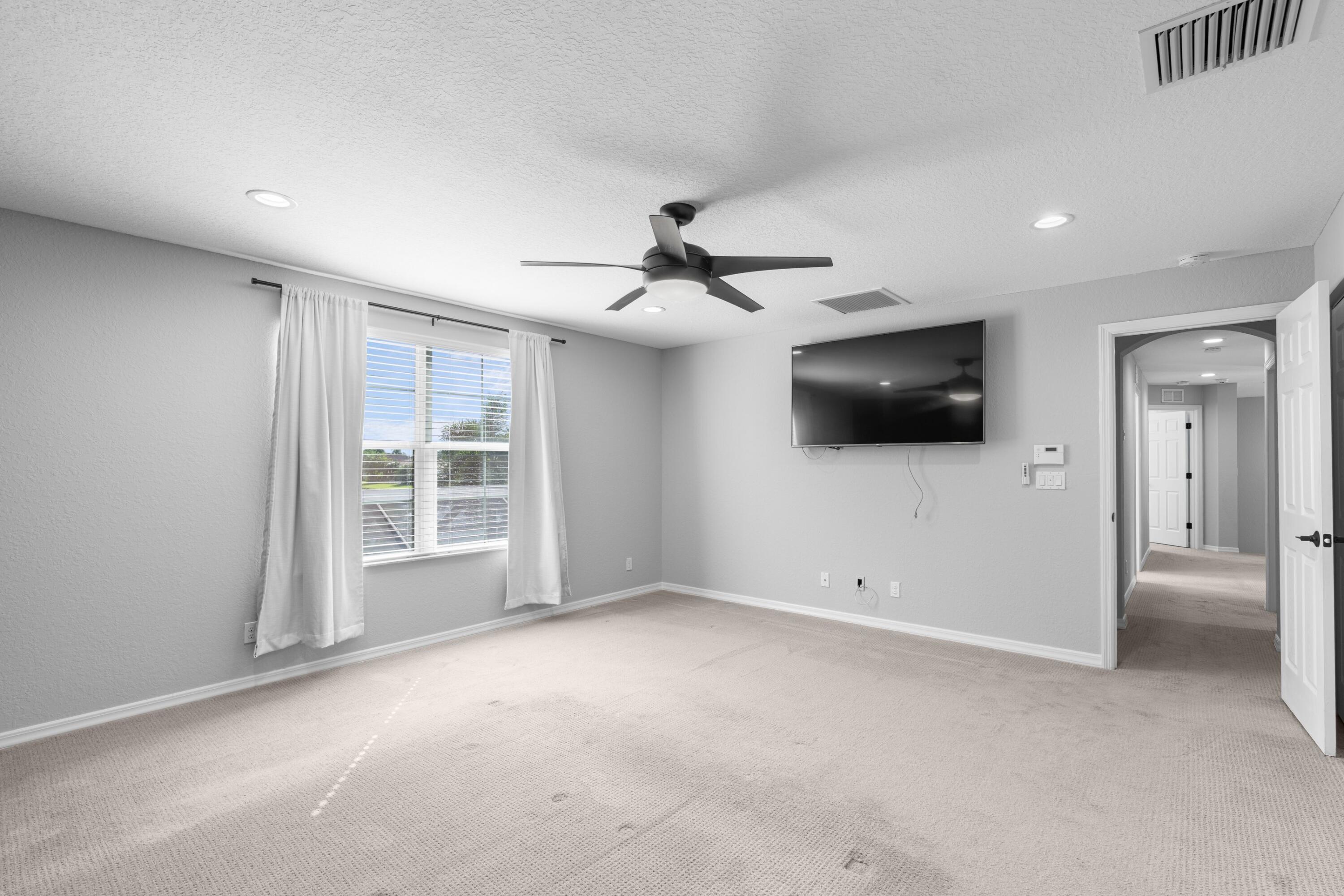 3456 Oakmont Estates Boulevard