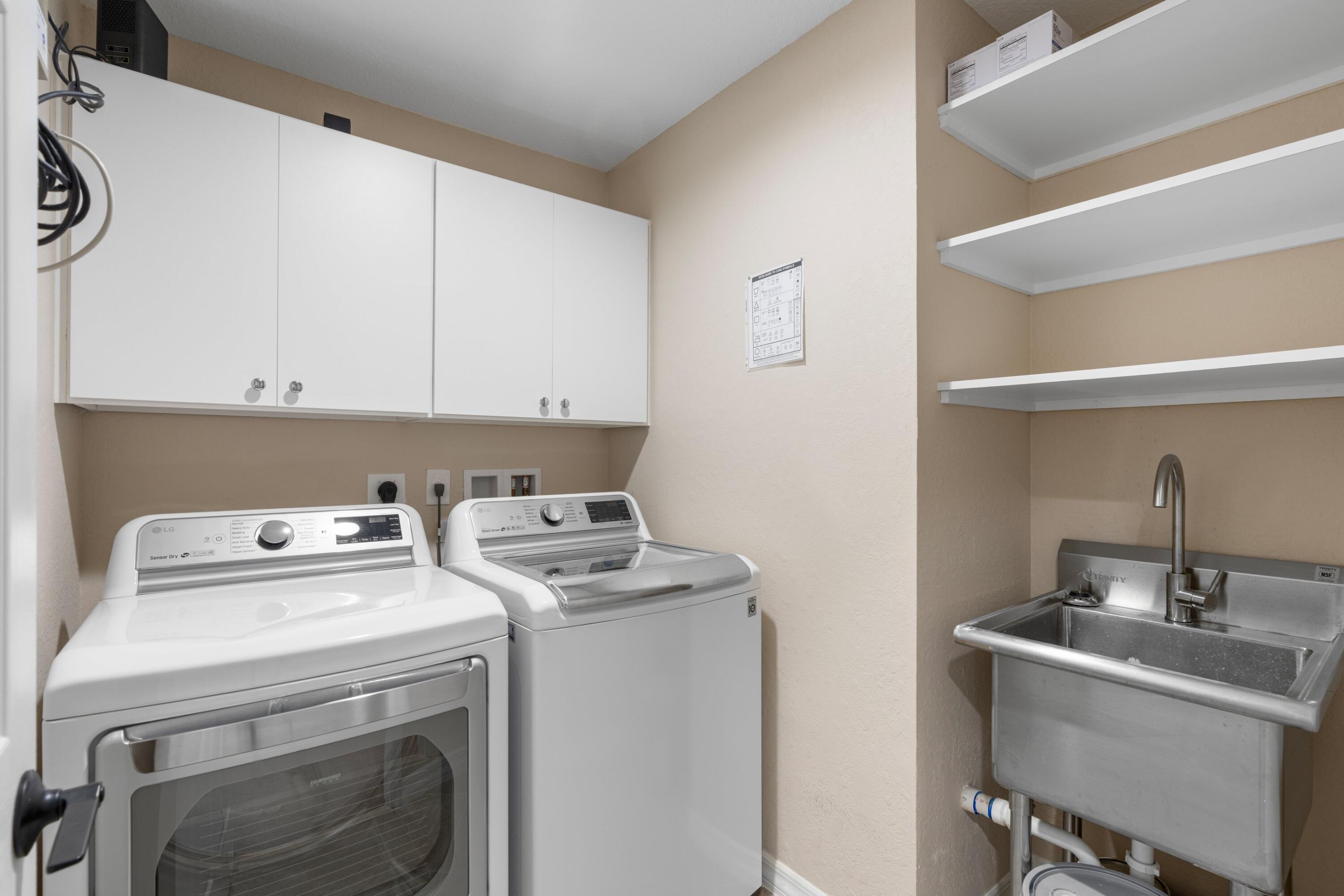 3456 Oakmont Estates Boulevard