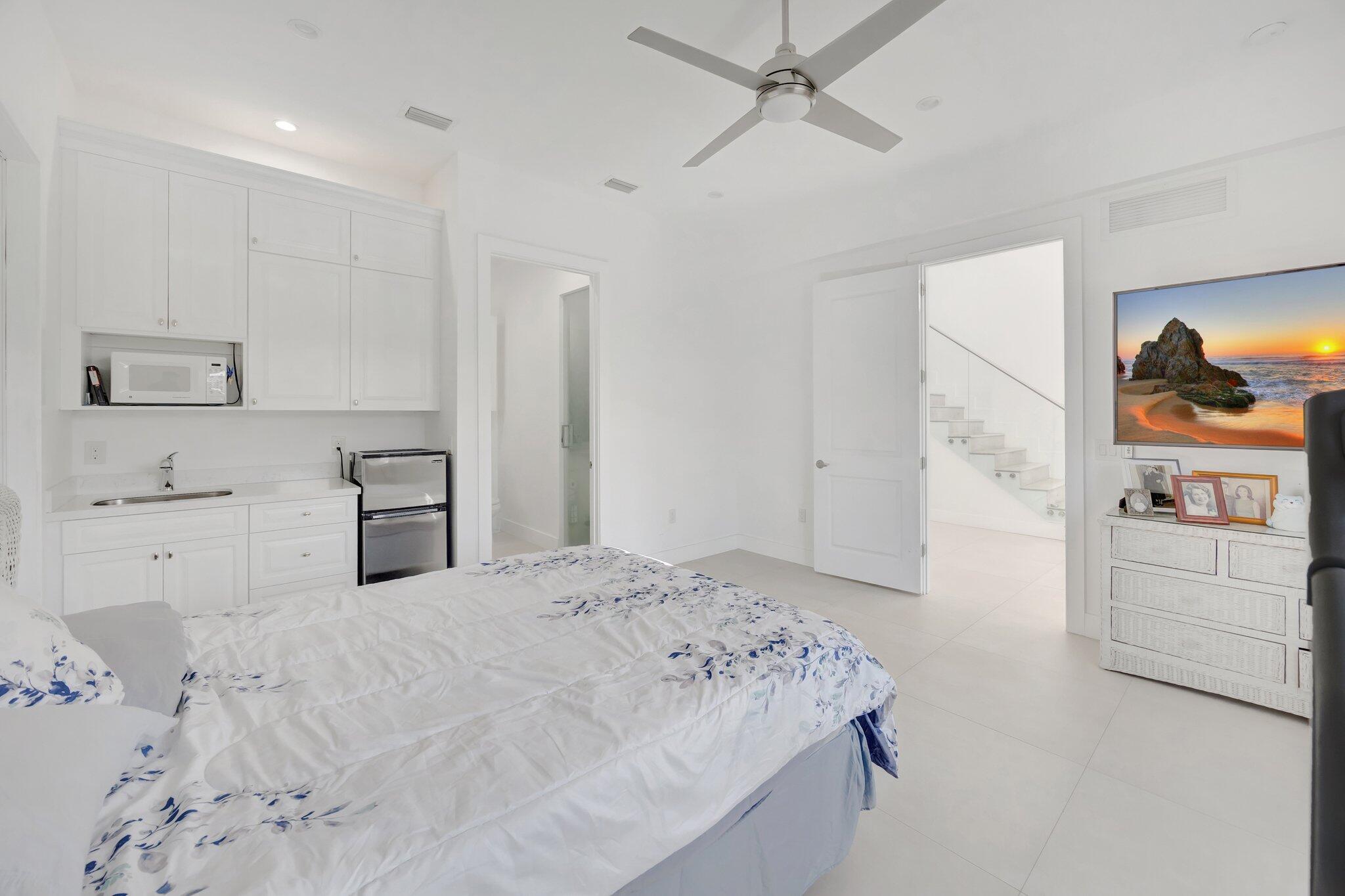 118 Pelican Road