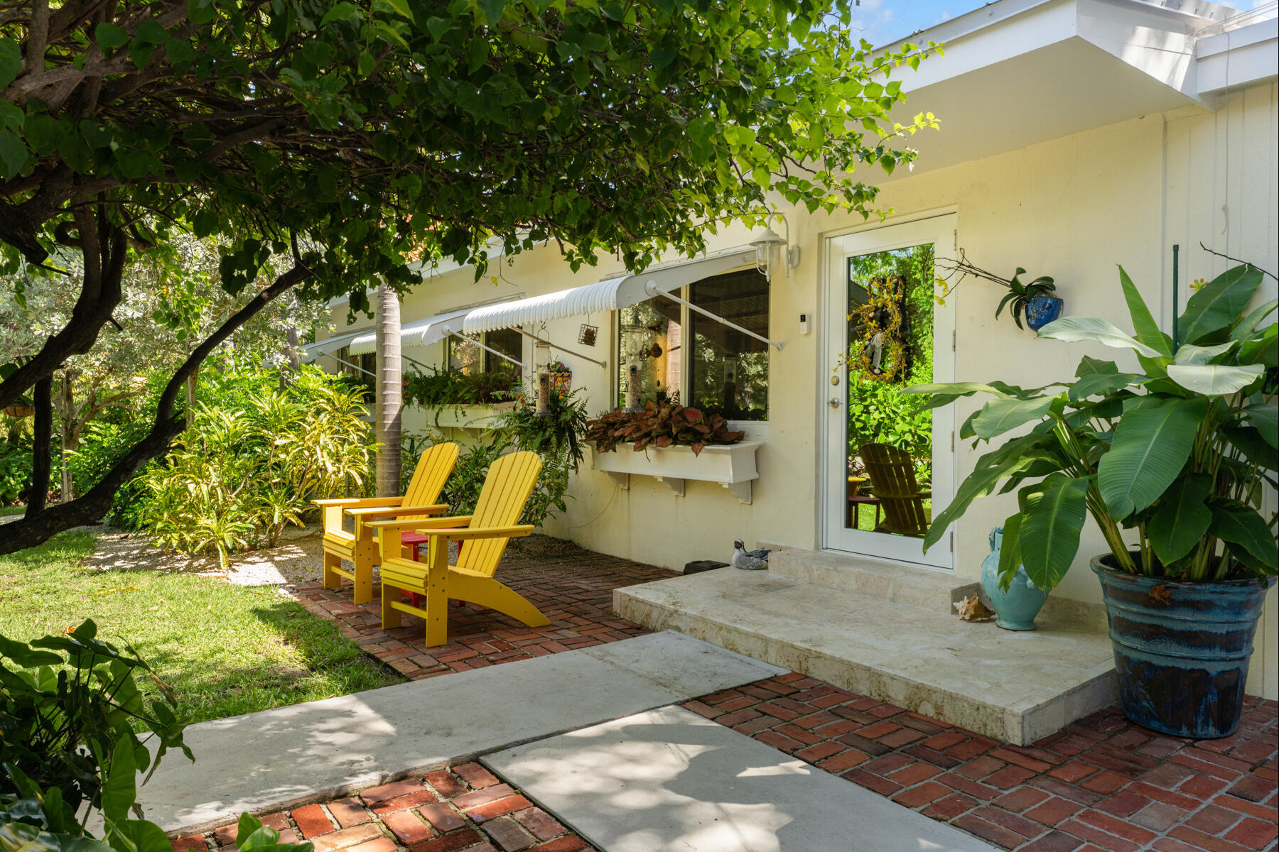 755 & 744 Sawyer Drive