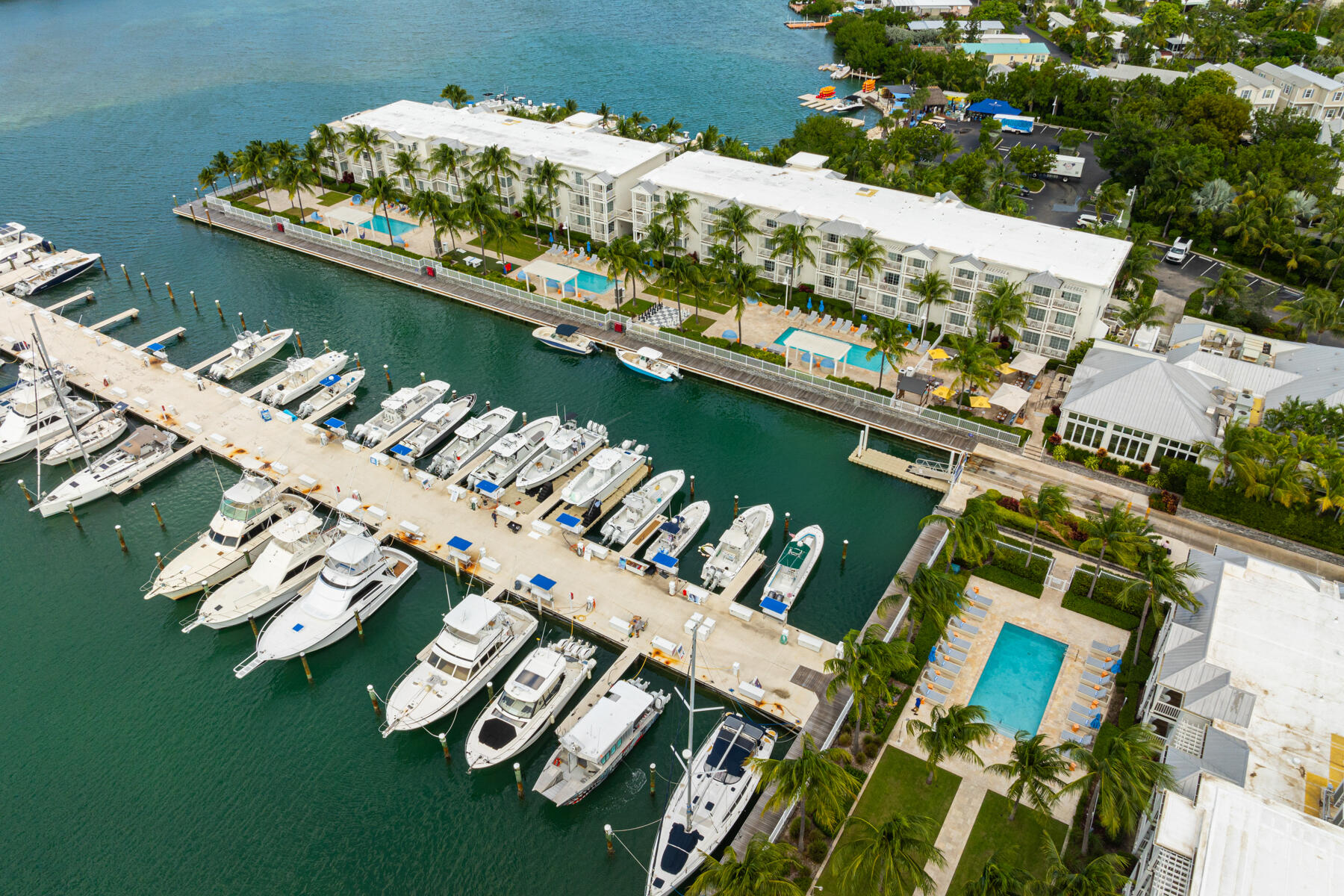 5950 Peninsular Avenue Unit: 693