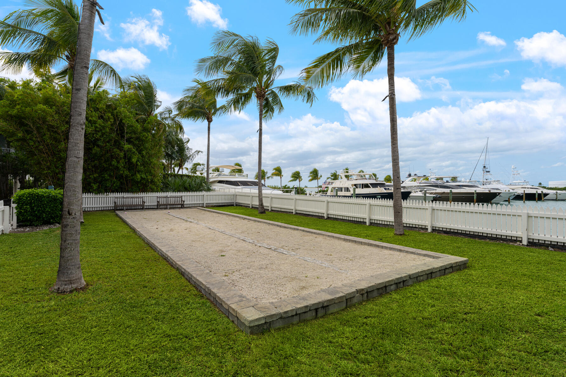 5950 Peninsular Avenue Unit: 693