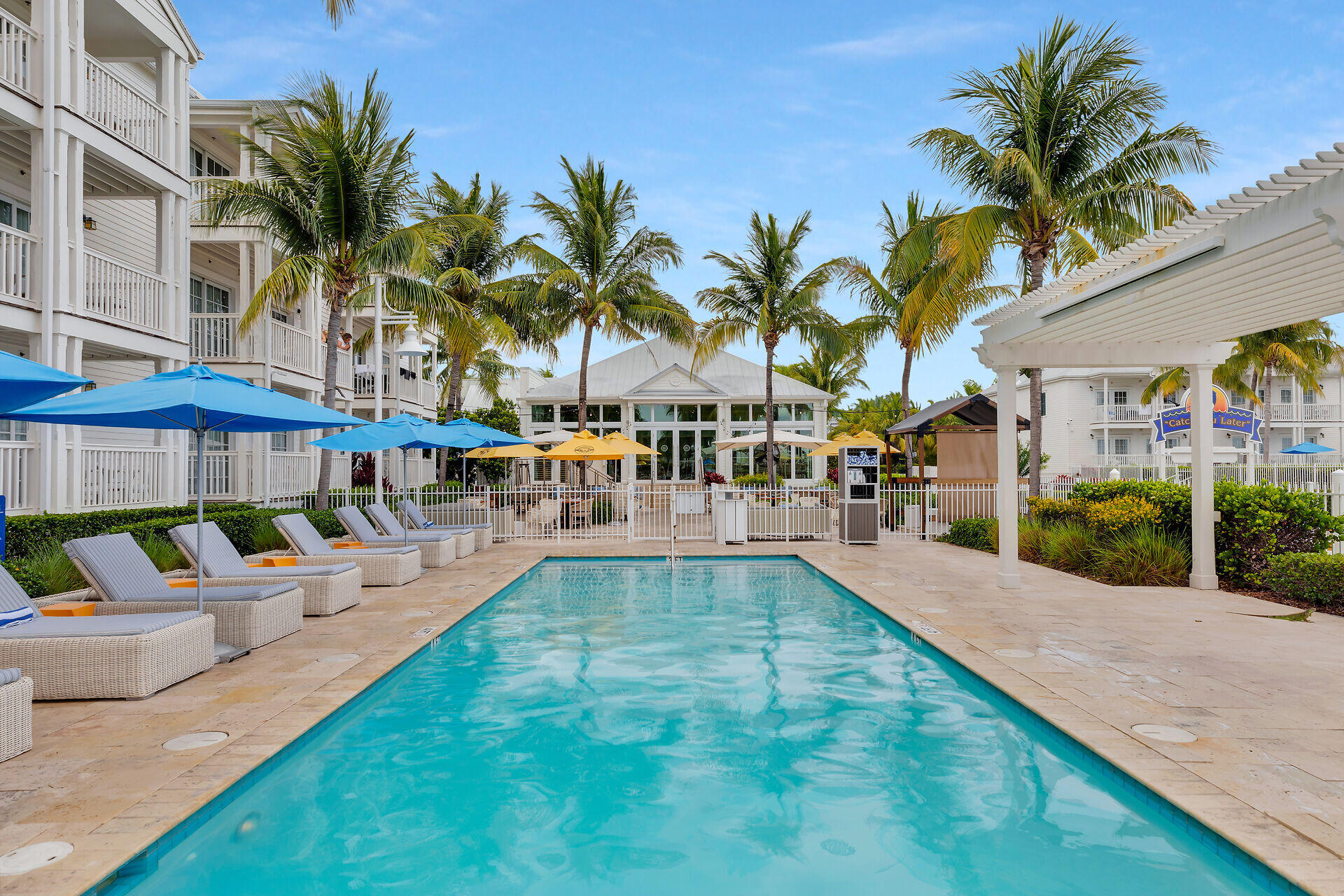 5950 Peninsular Avenue Unit: 693