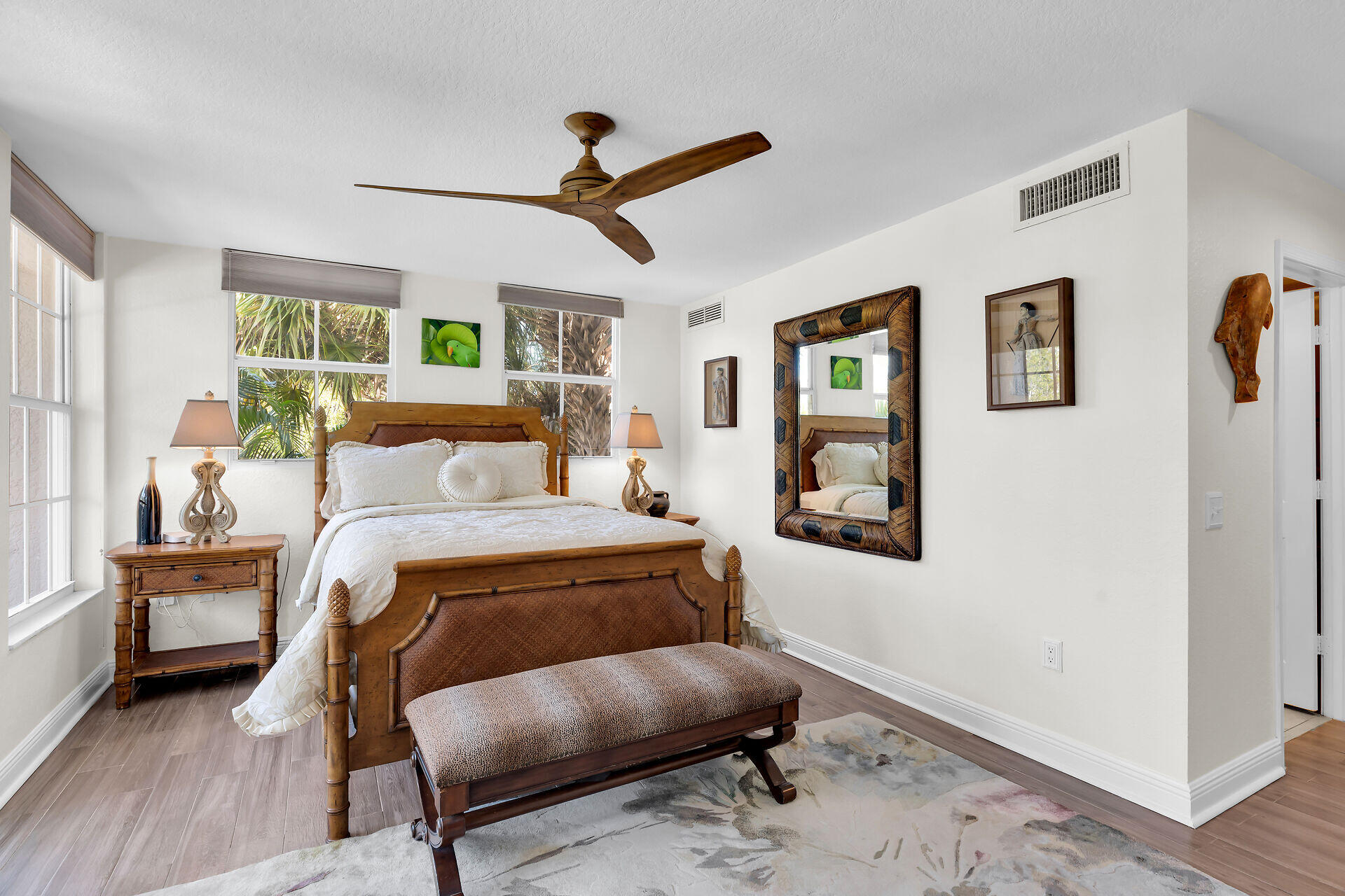 33 Seaside South Court