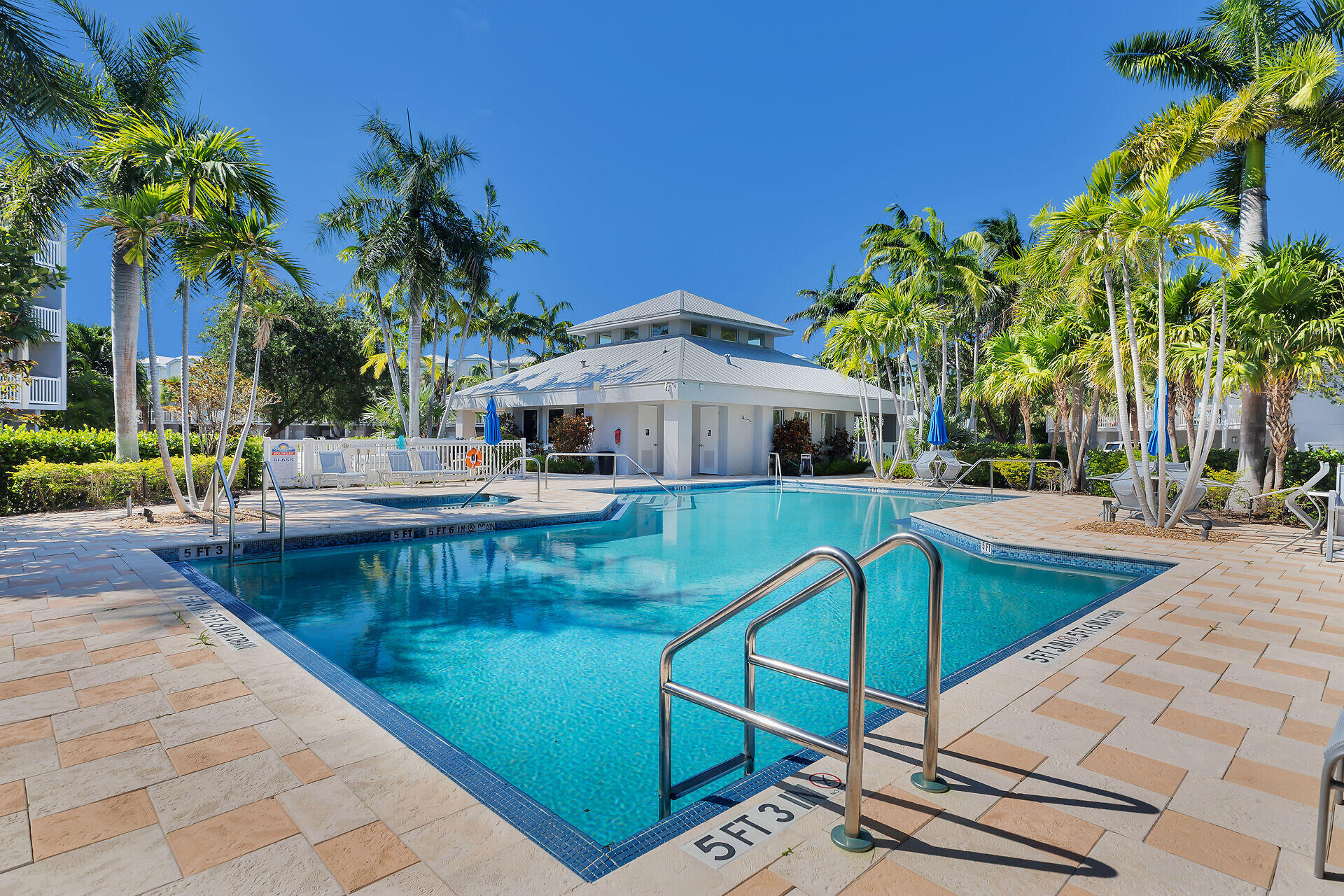 33 Seaside South Court