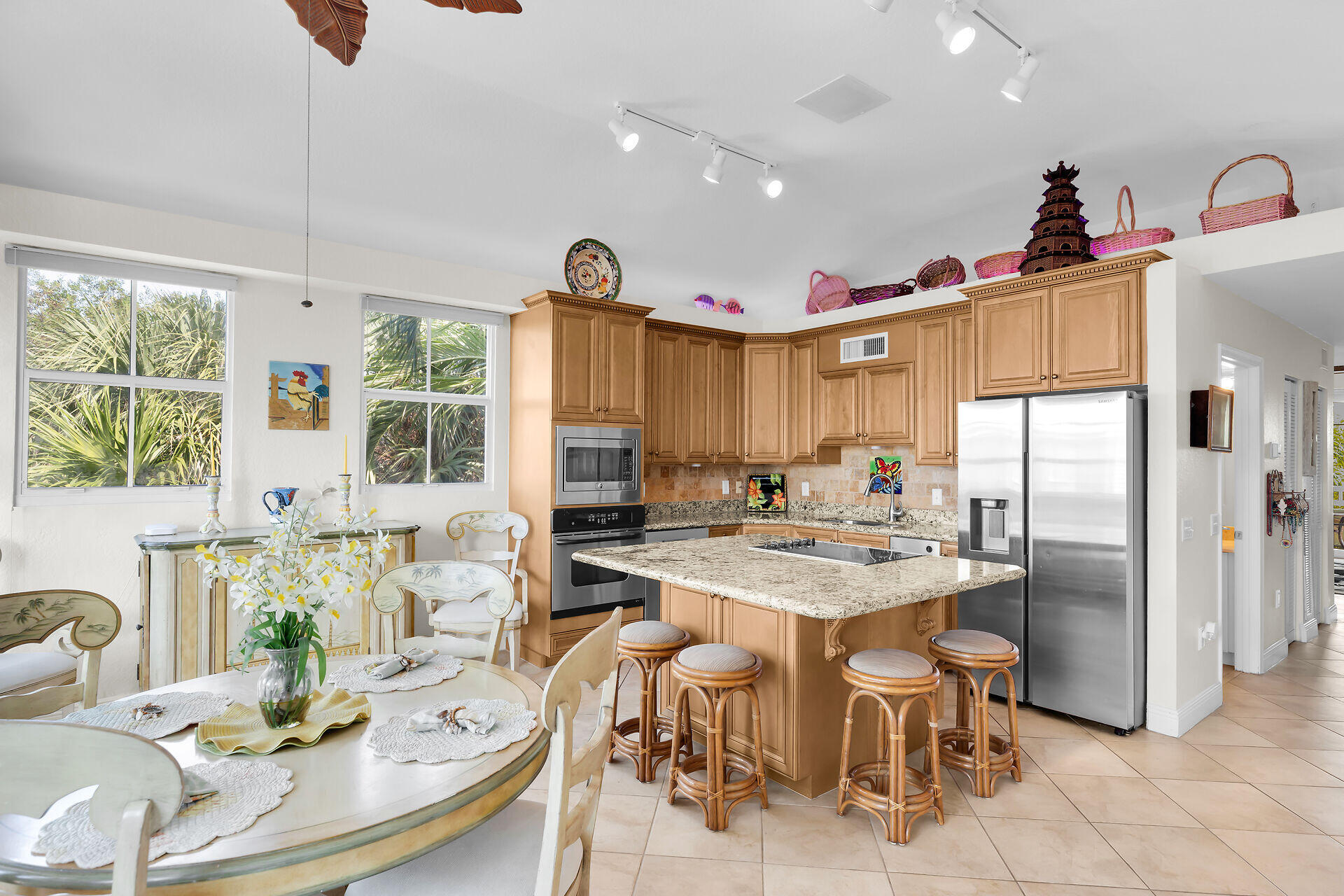 33 Seaside South Court