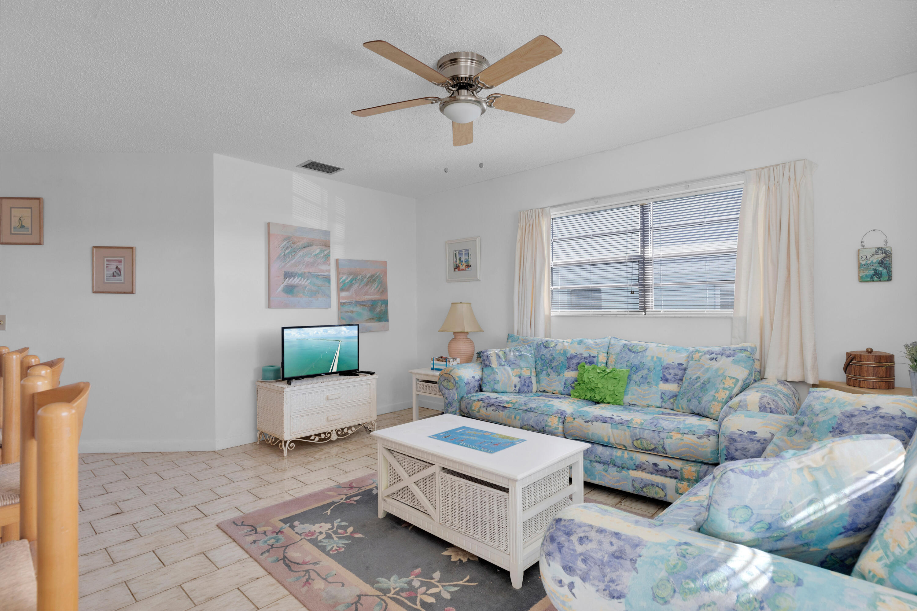 300 3rd Street