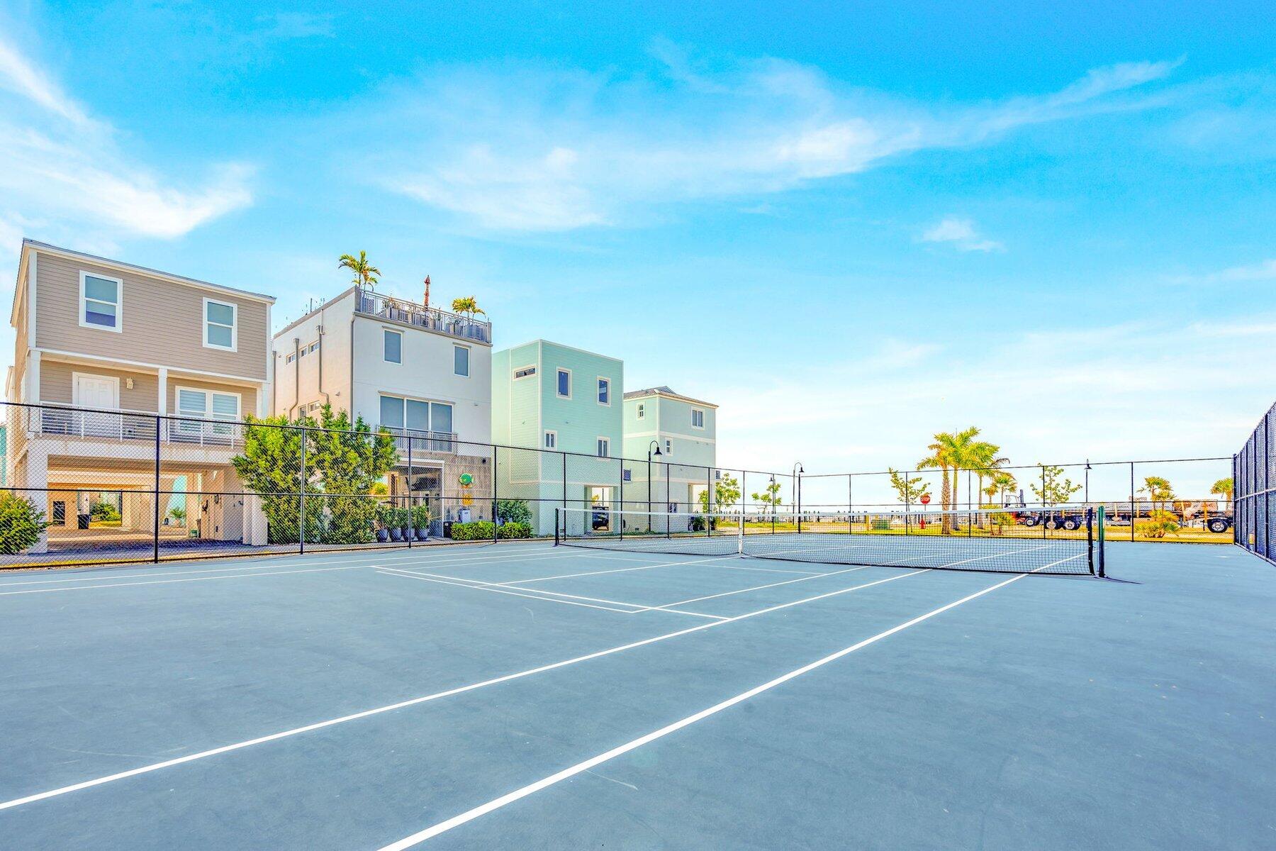 94825 Overseas Highway Unit: 43