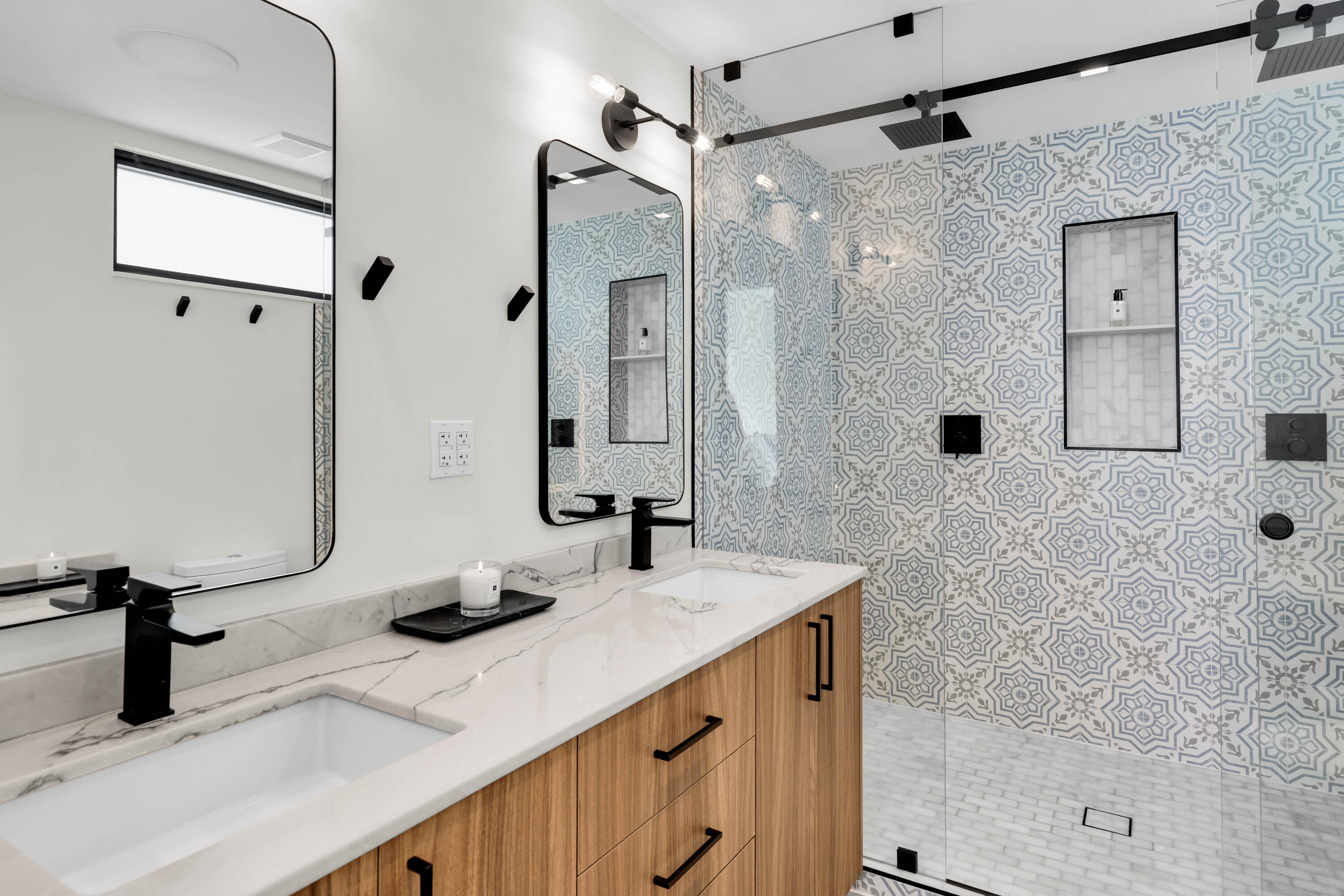 94825 Overseas Highway Unit: 43