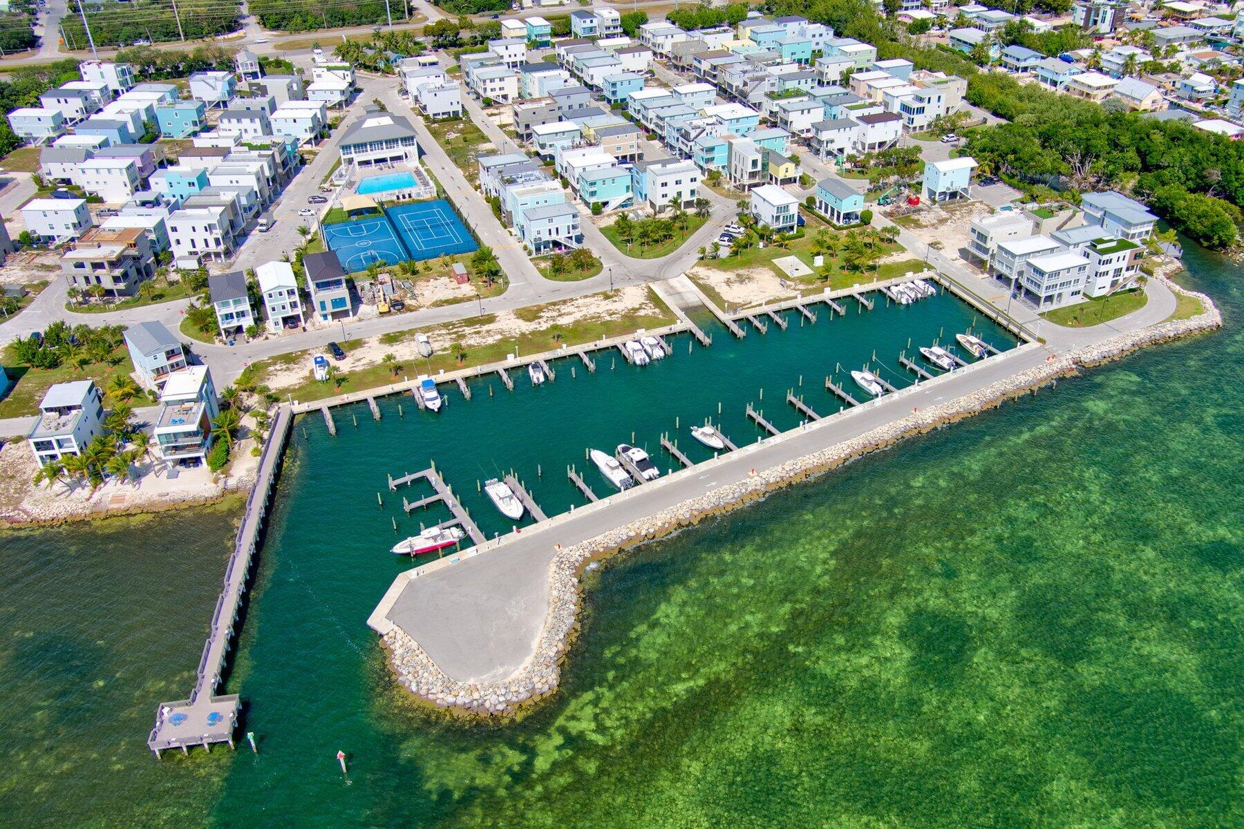 94825 Overseas Highway Unit: 43
