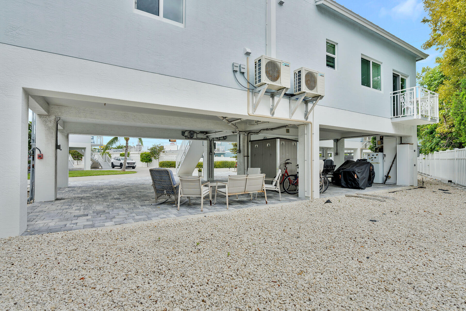 10877 Overseas Highway Unit: 6