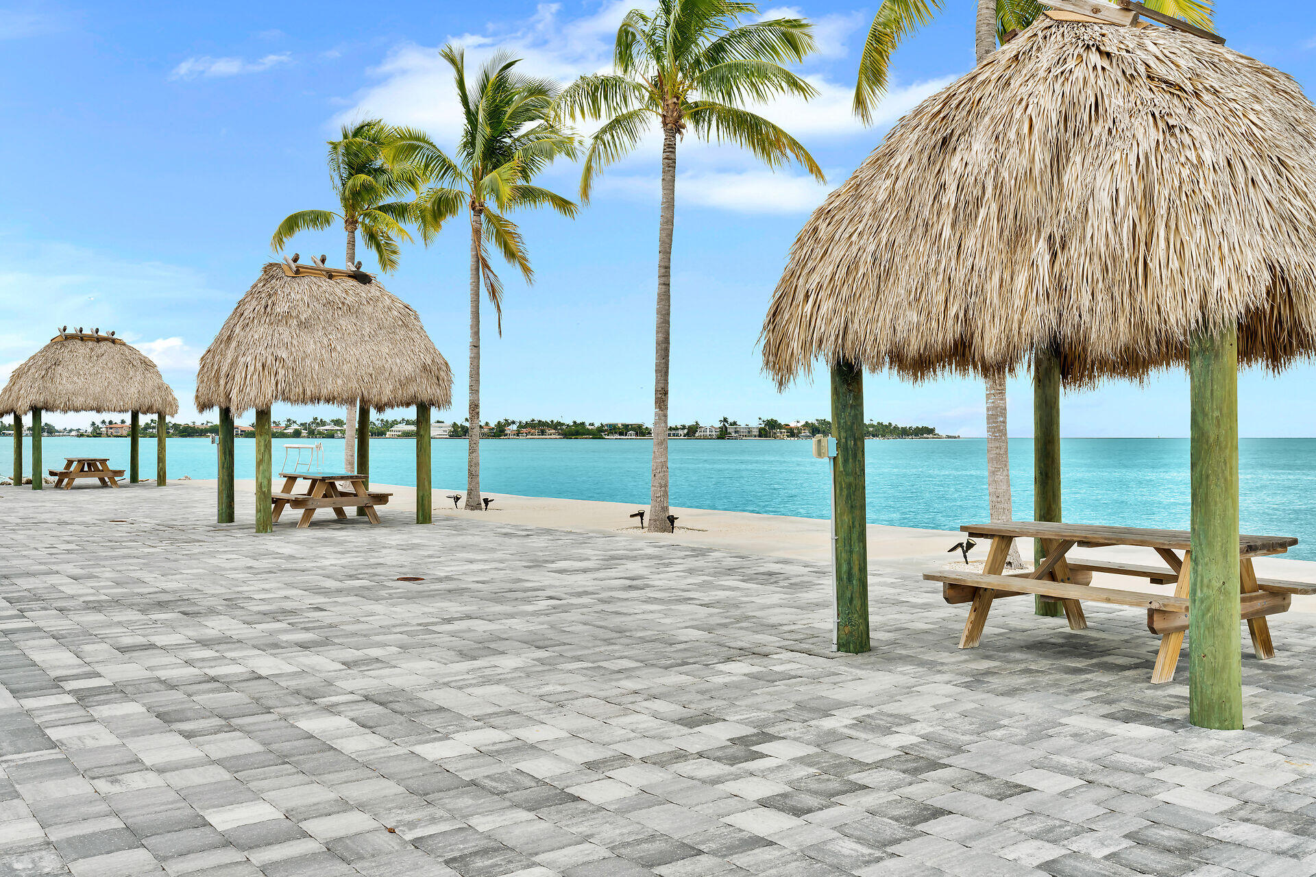 10877 Overseas Highway Unit: 6