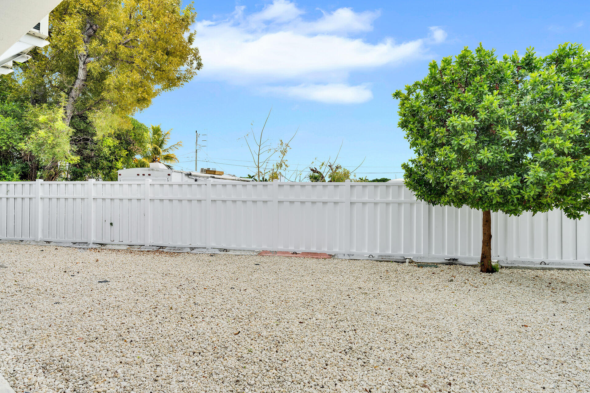 10877 Overseas Highway Unit: 6