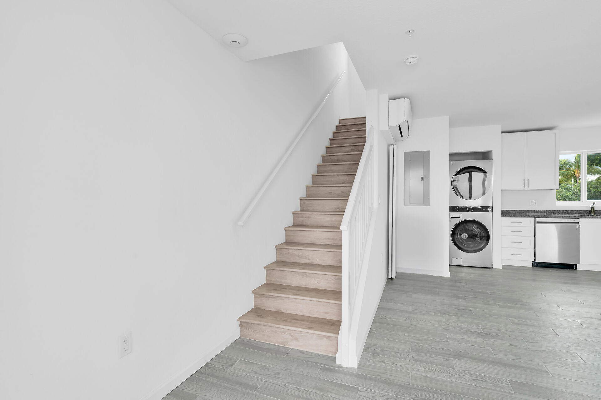 10877 Overseas Highway Unit: 6