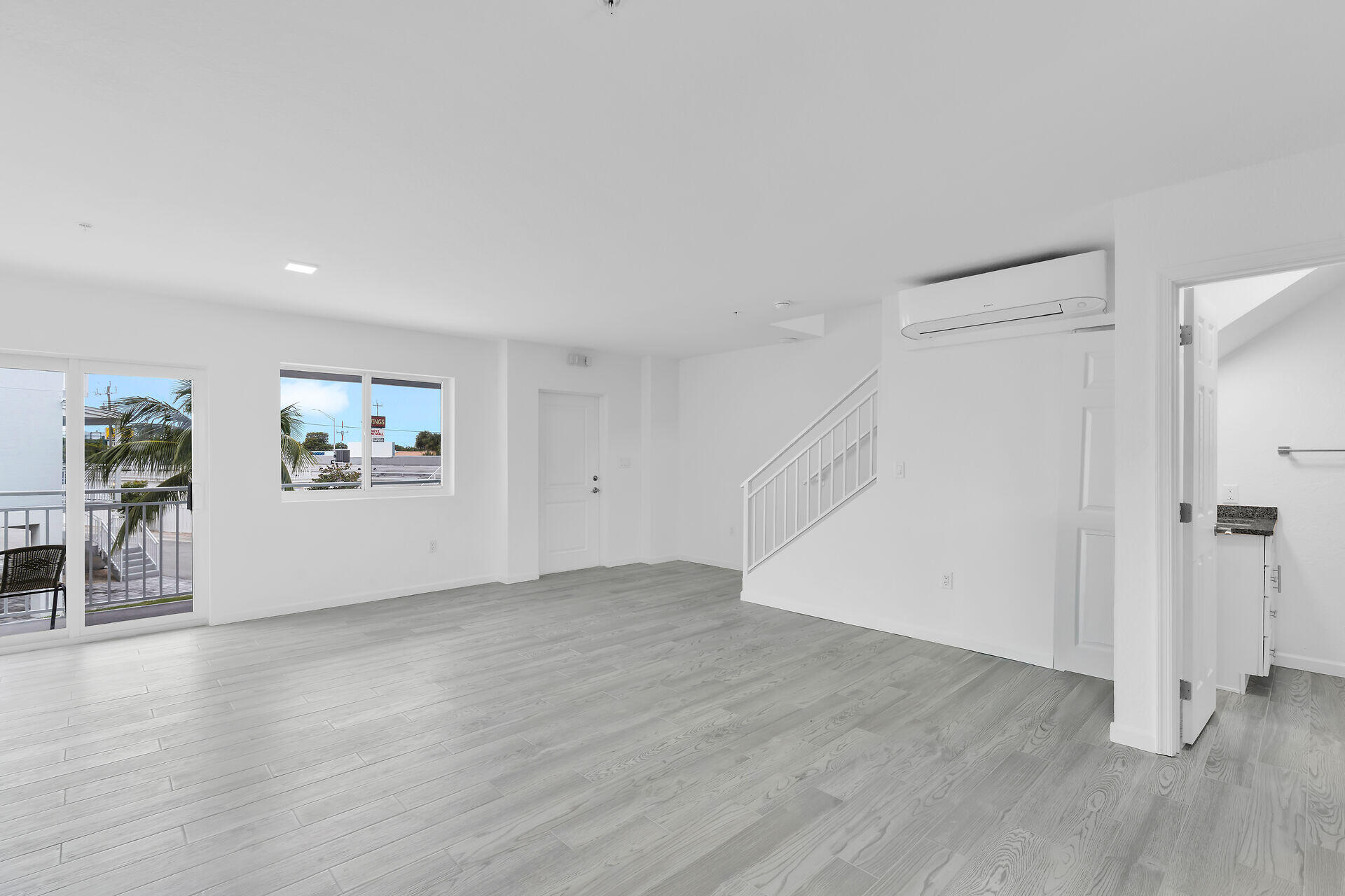 10877 Overseas Highway Unit: 6