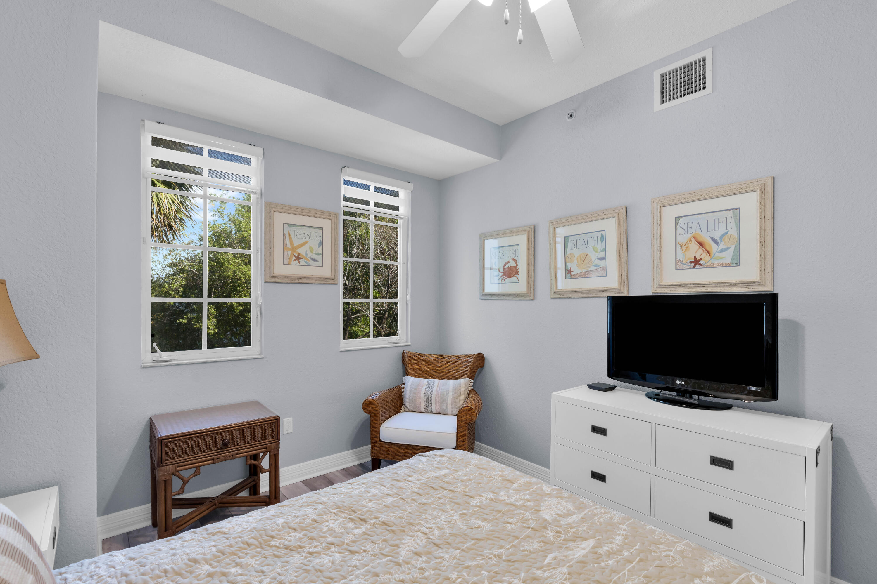 97501 Overseas Highway Unit: 605