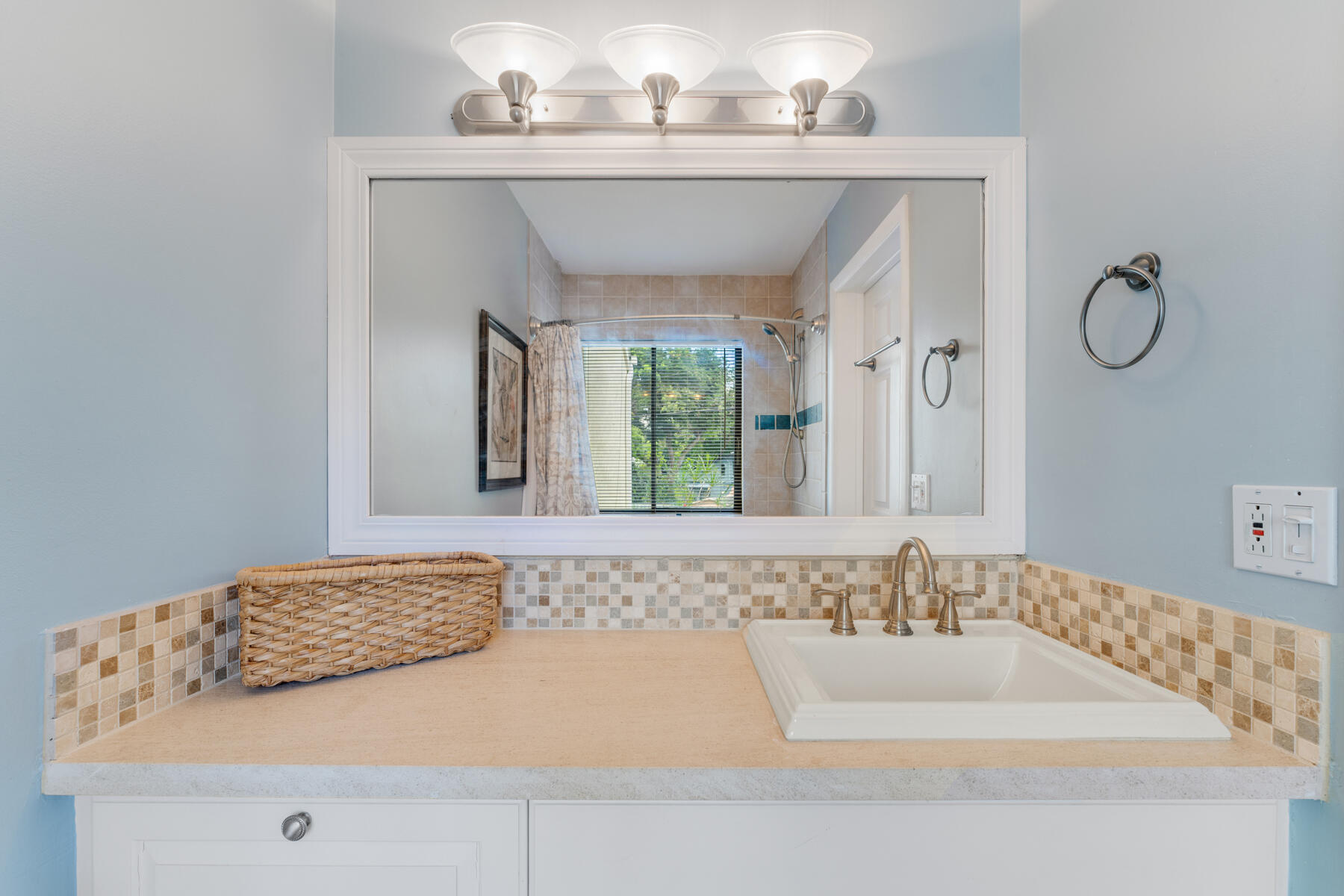 94220 Overseas Highway Unit: 9C and 28' Boat Slip