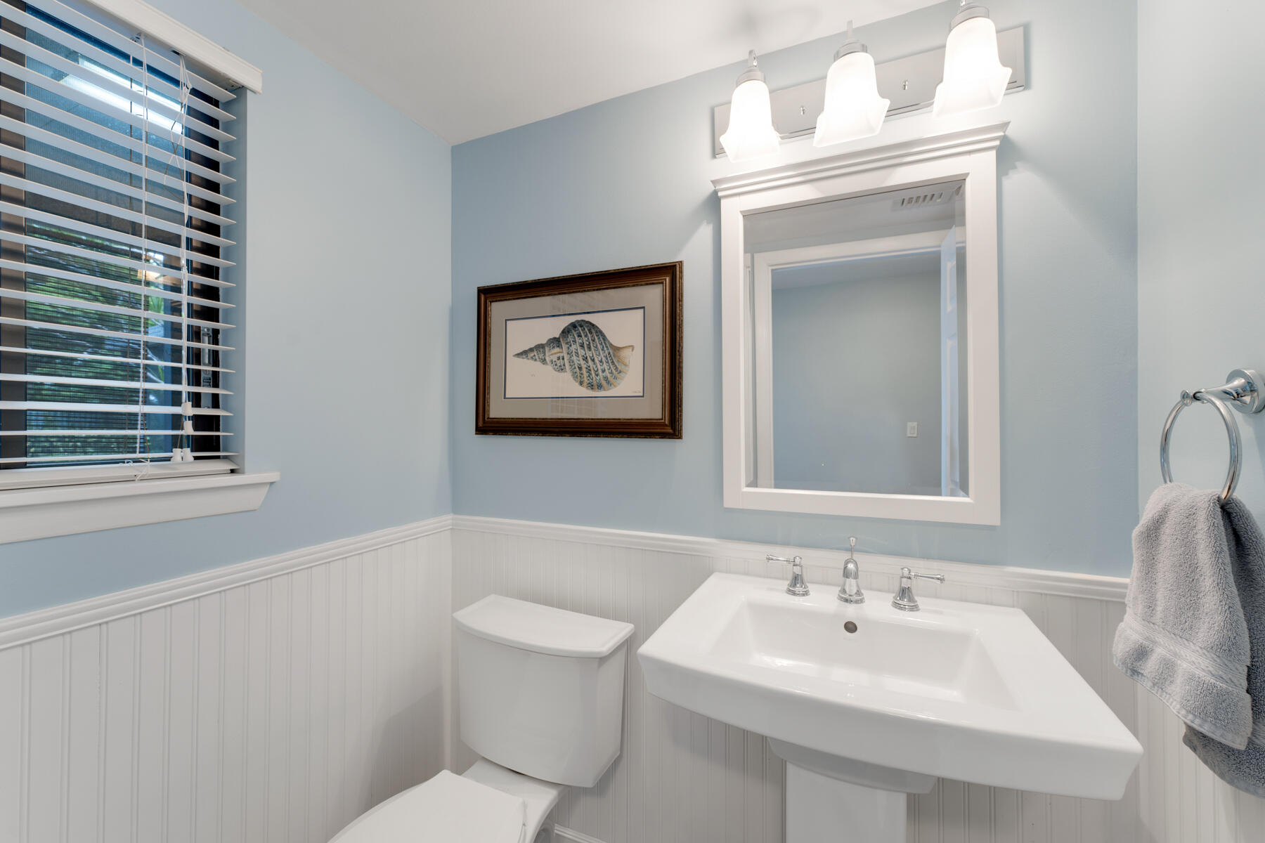 94220 Overseas Highway Unit: 9C and 28' Boat Slip