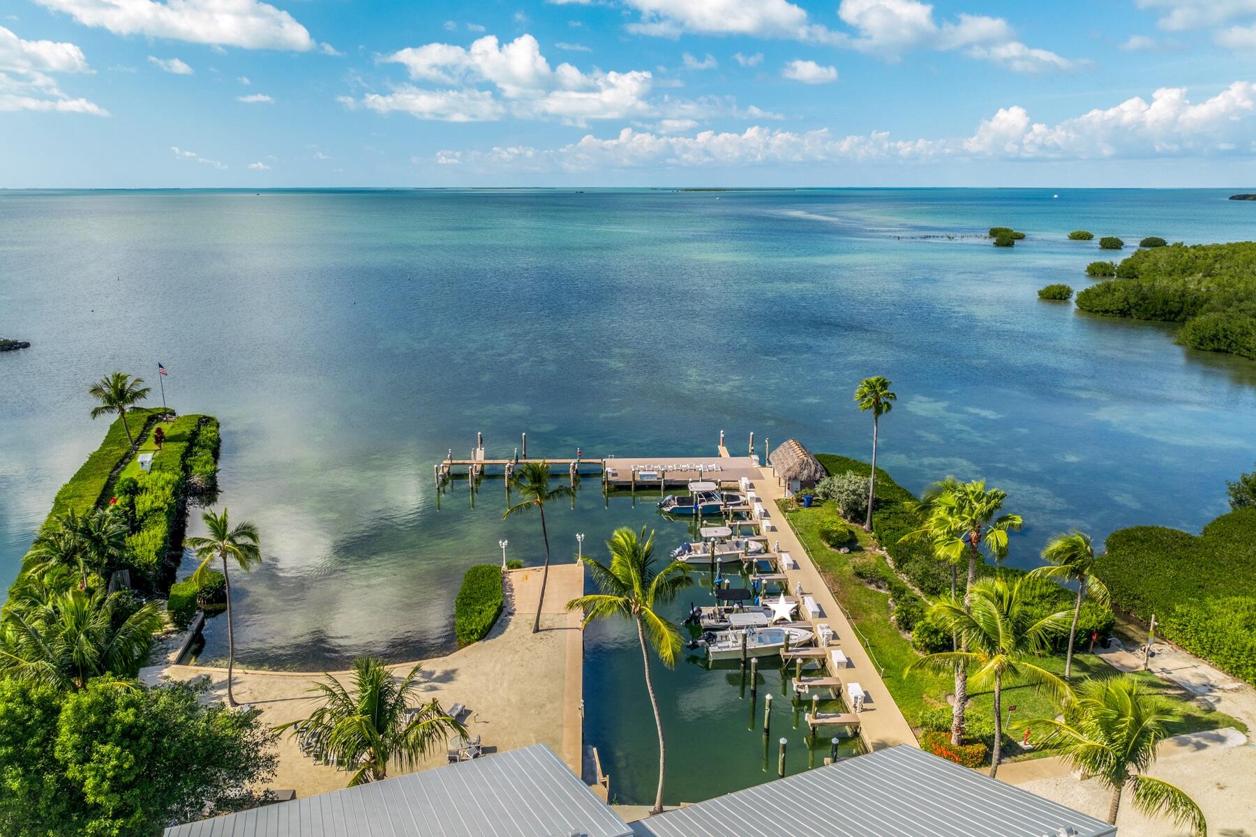 94220 Overseas Highway Unit: 9C and 28' Boat Slip