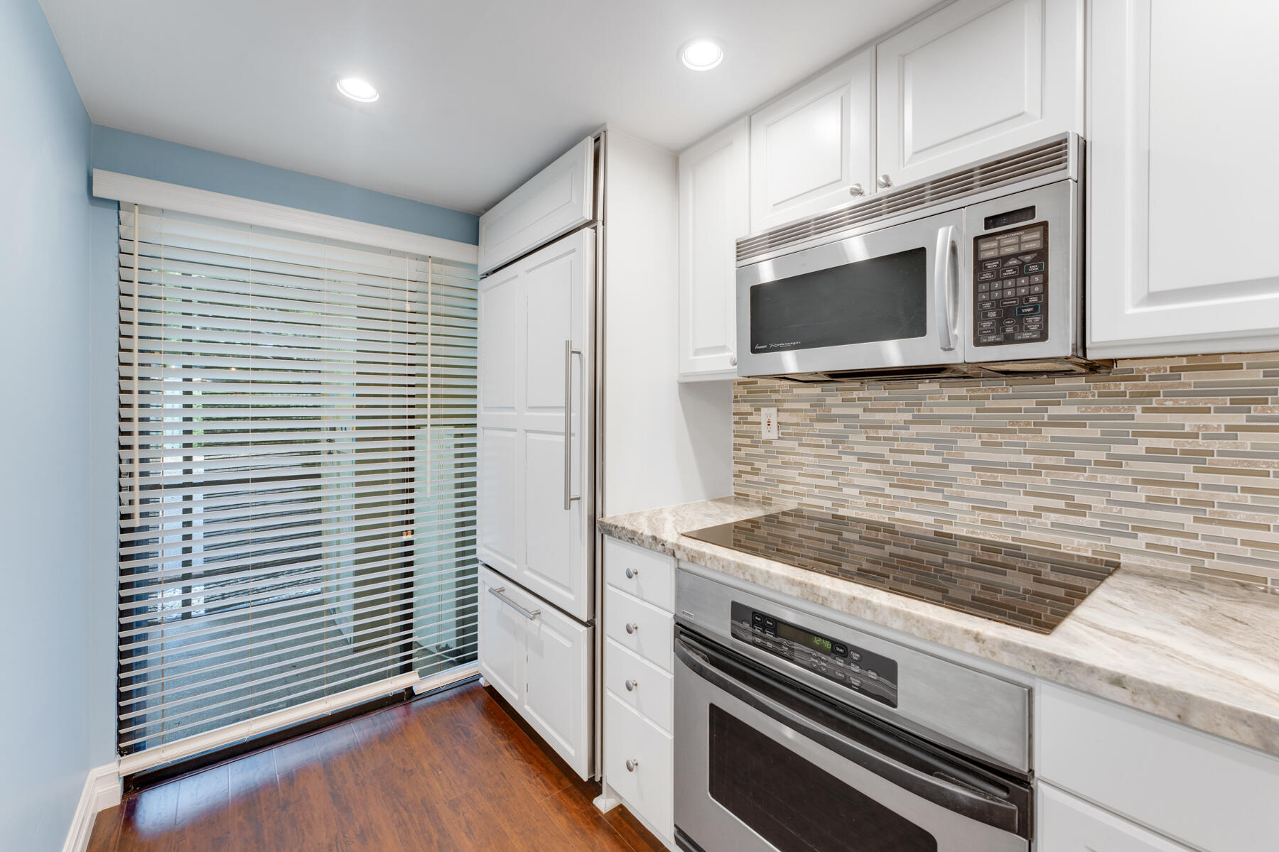 94220 Overseas Highway Unit: 9C and 28' Boat Slip