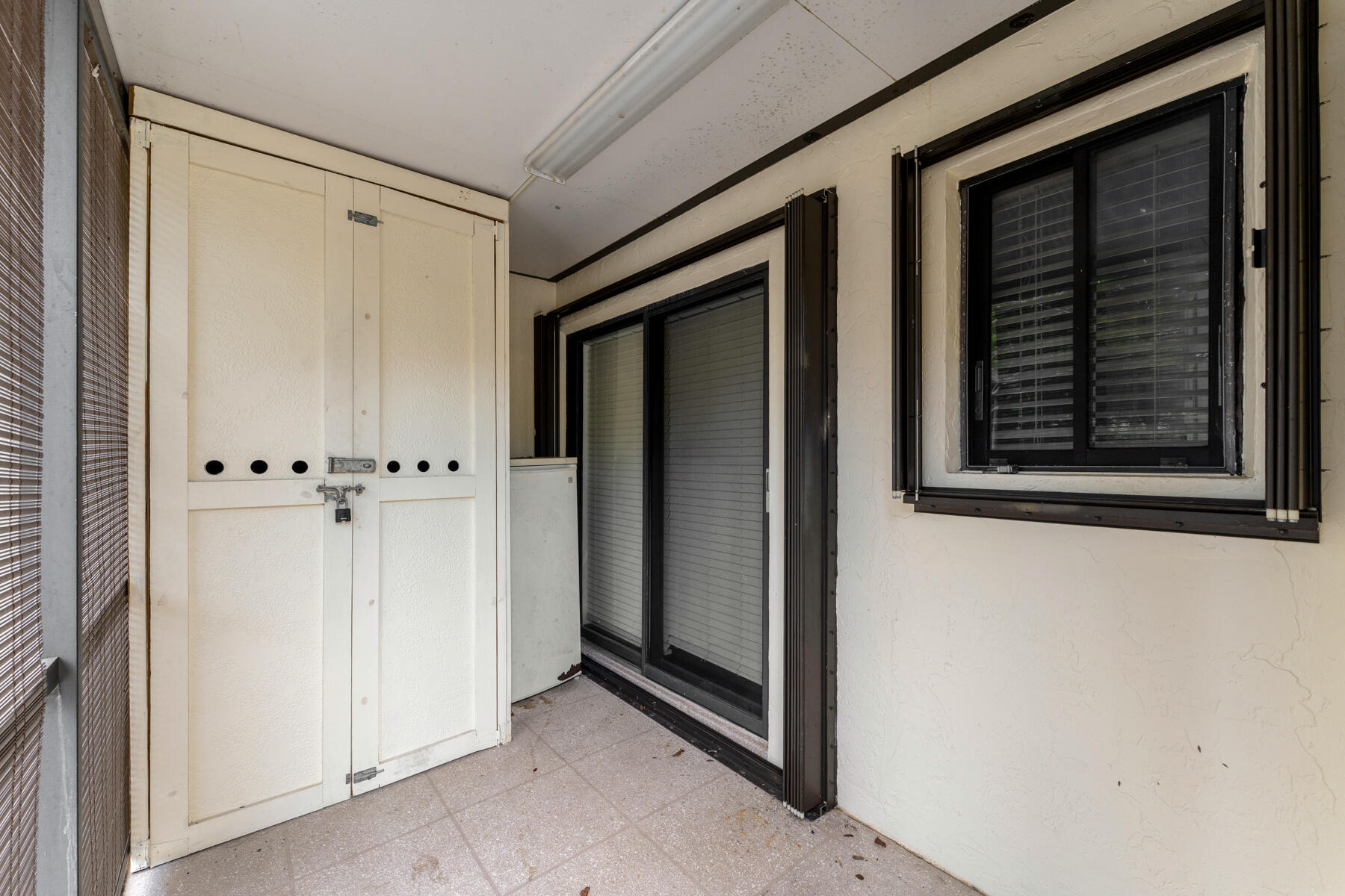 94220 Overseas Highway Unit: 9C and 28' Boat Slip