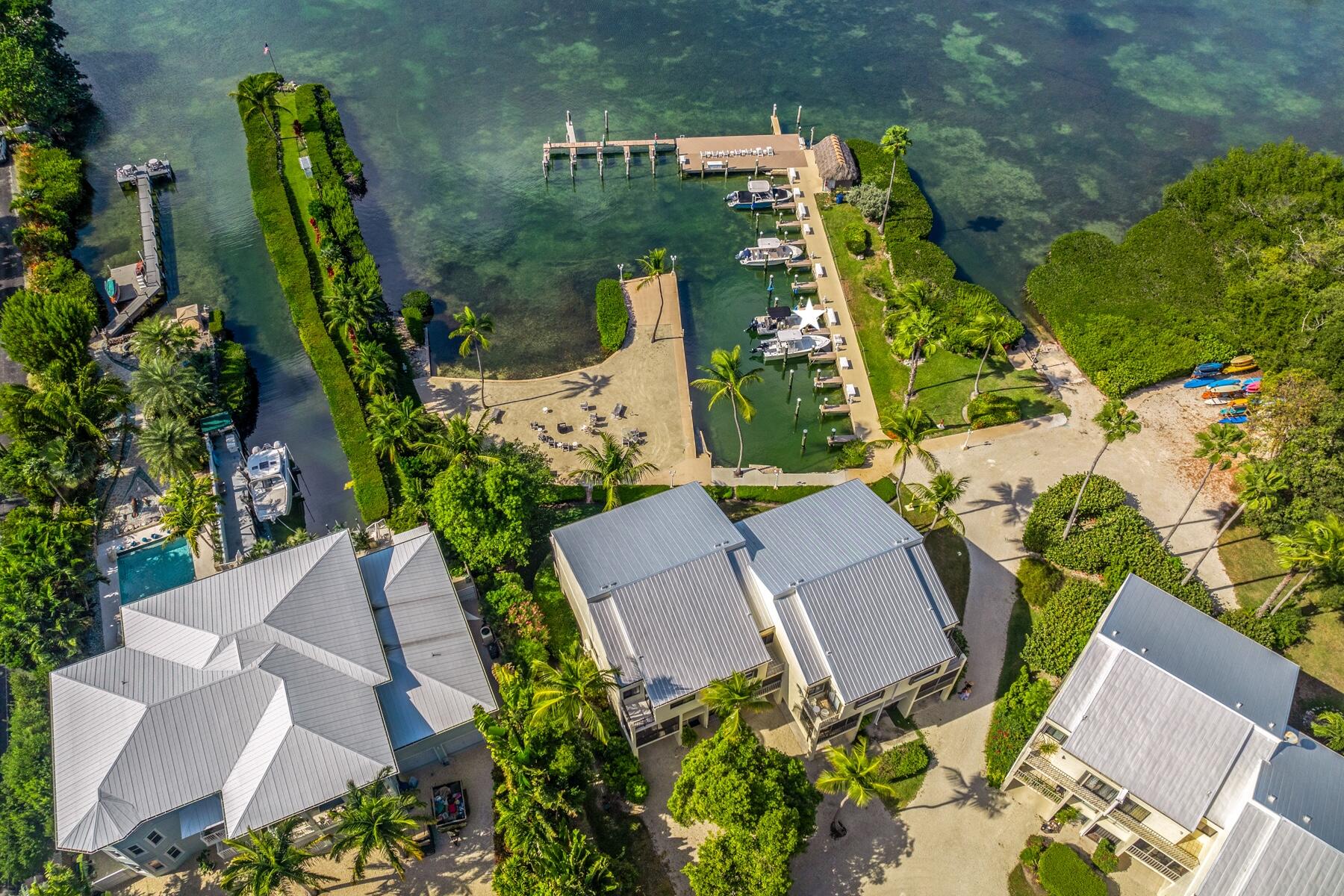 94220 Overseas Highway Unit: 9C and 28' Boat Slip