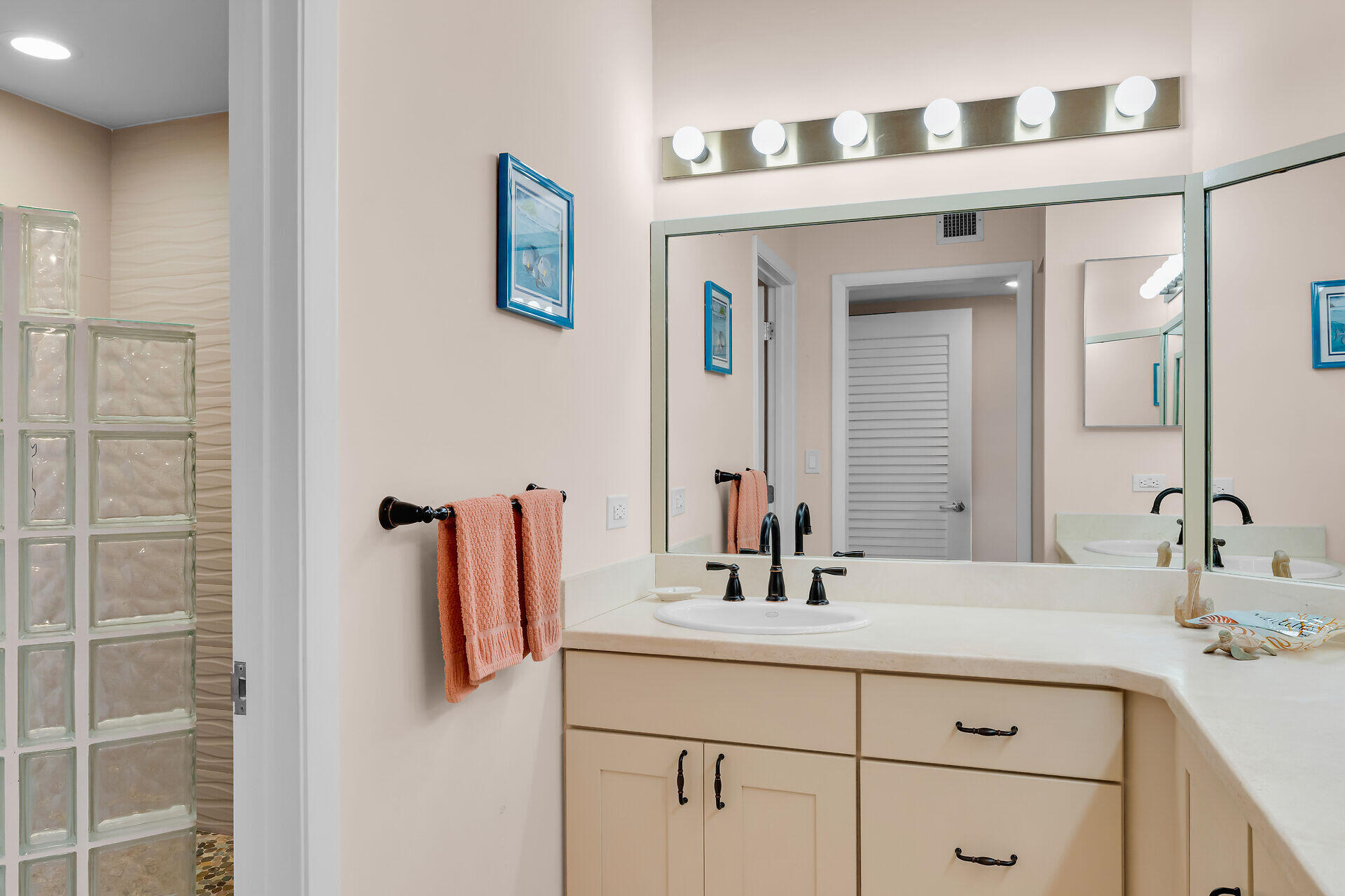 1133 W Ocean Drive Unit: 6