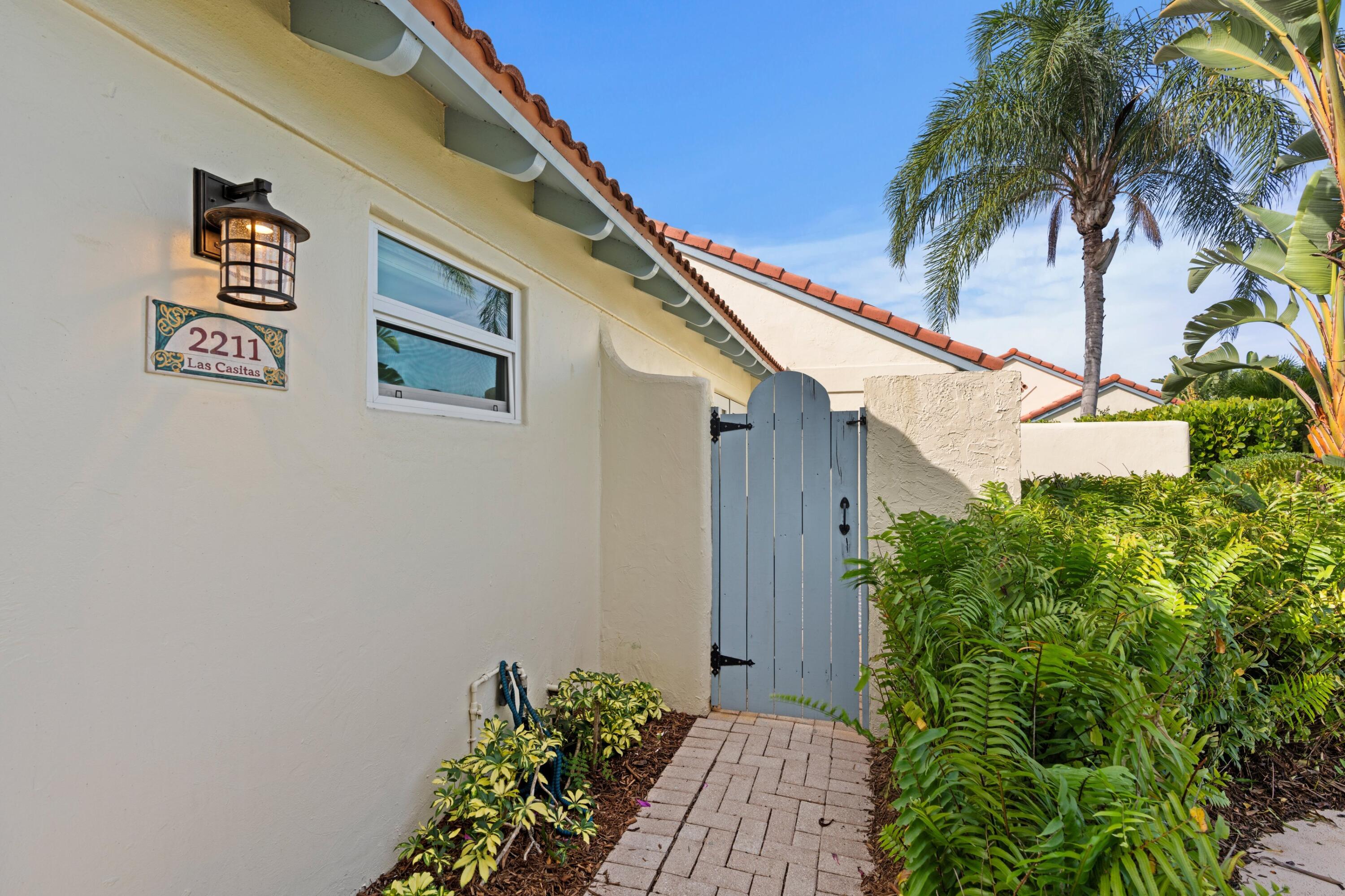 2211 Las Casitas Drive