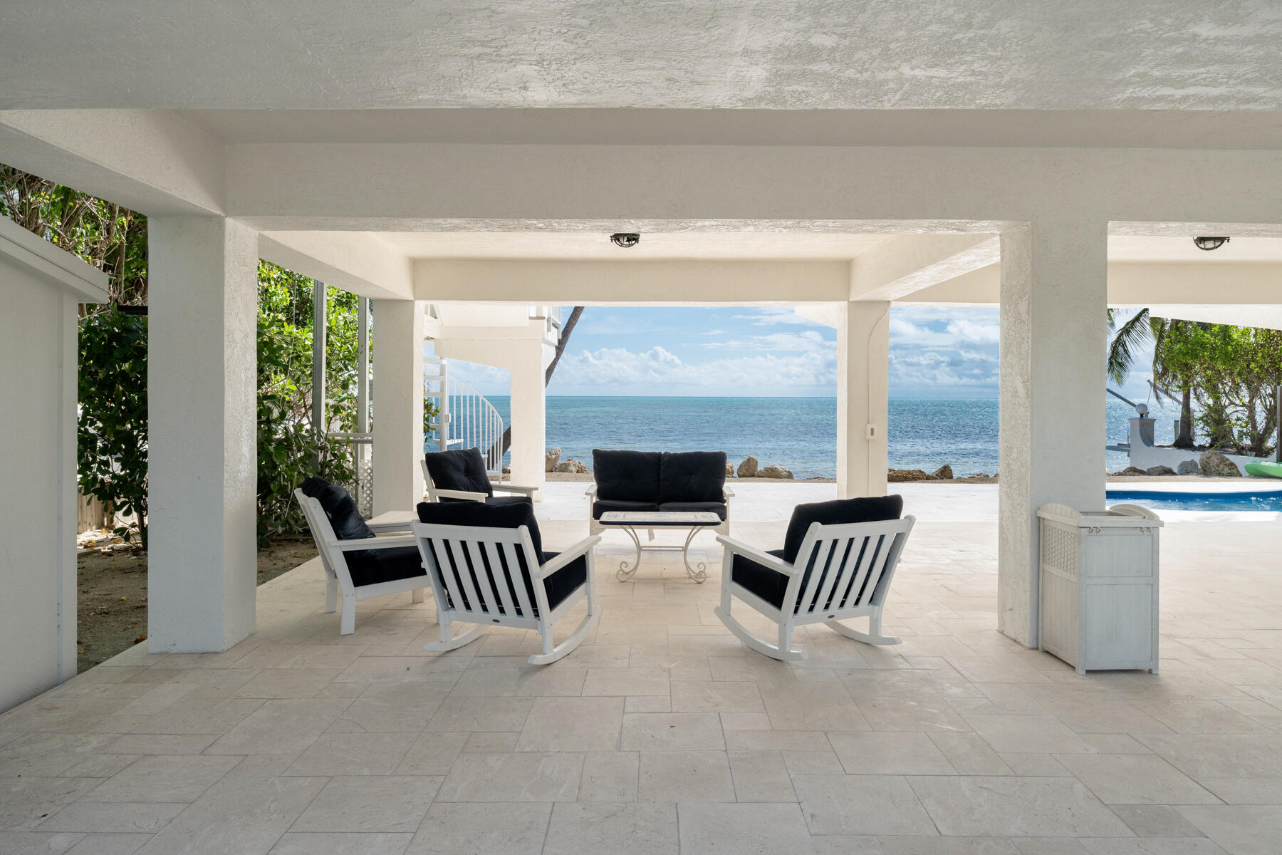 75055 Overseas Highway